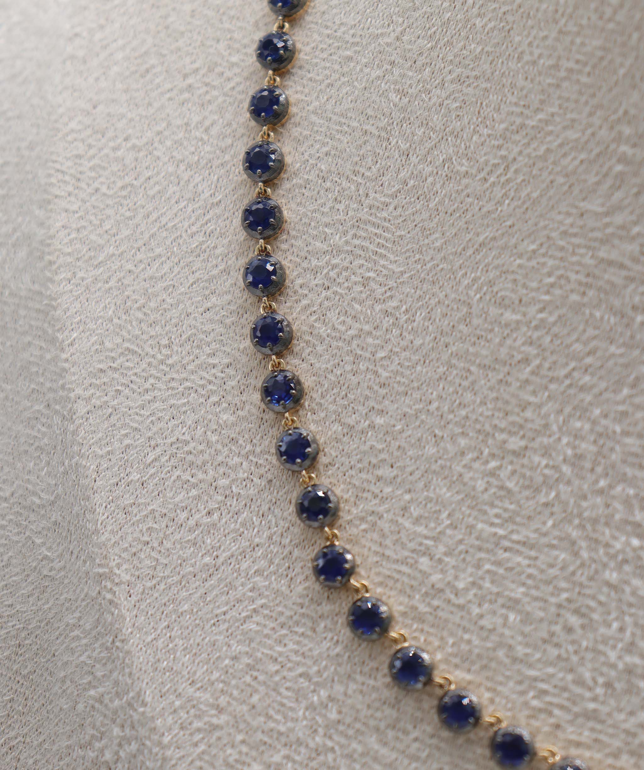 By Sabrina the sovereign necklace 12.91ct Gold-24.11grams 16" Blue Sapphire C13010