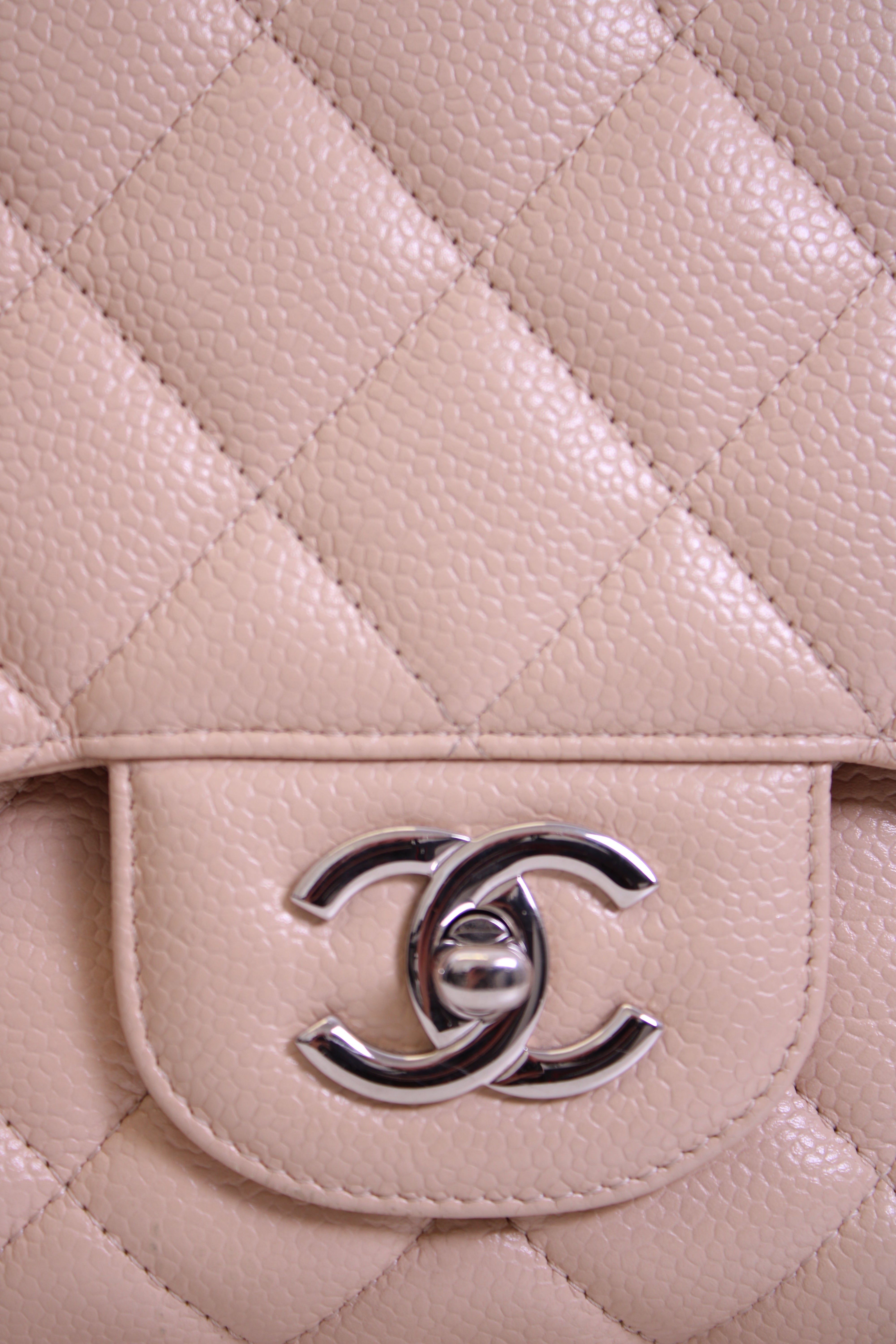 Nude Chanel Jumbo Classic Flap
