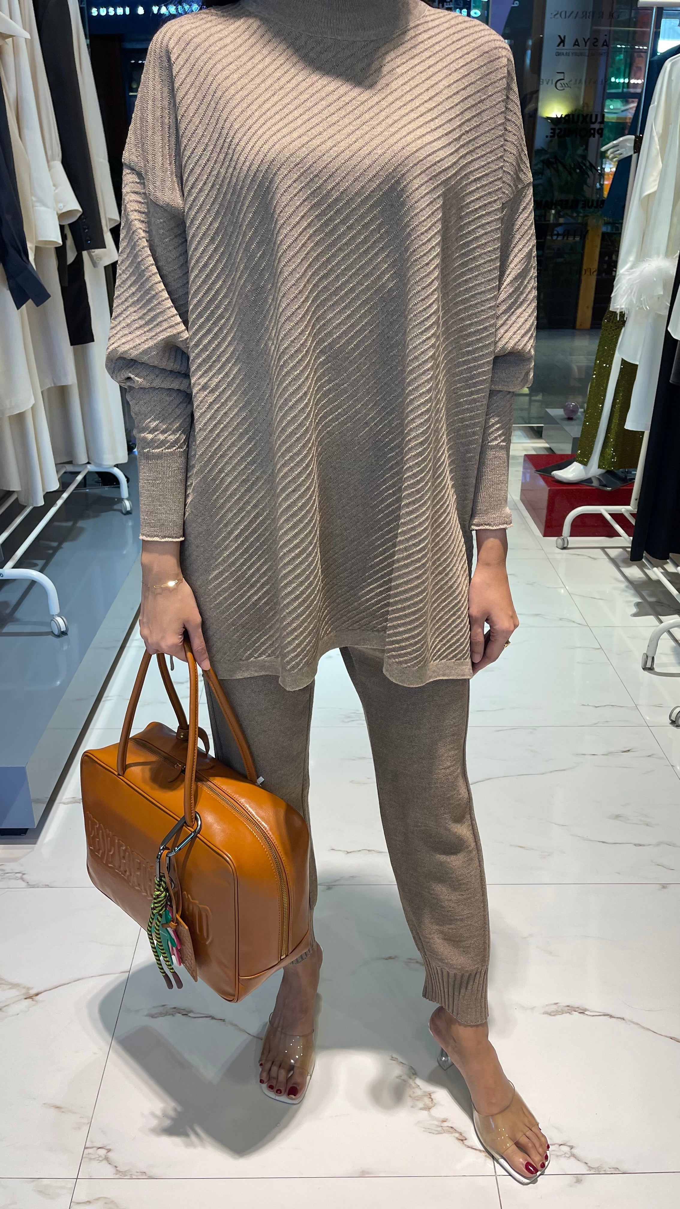 LOOSE FIT ALONDRA SET (SWEATER & TROUSERS)