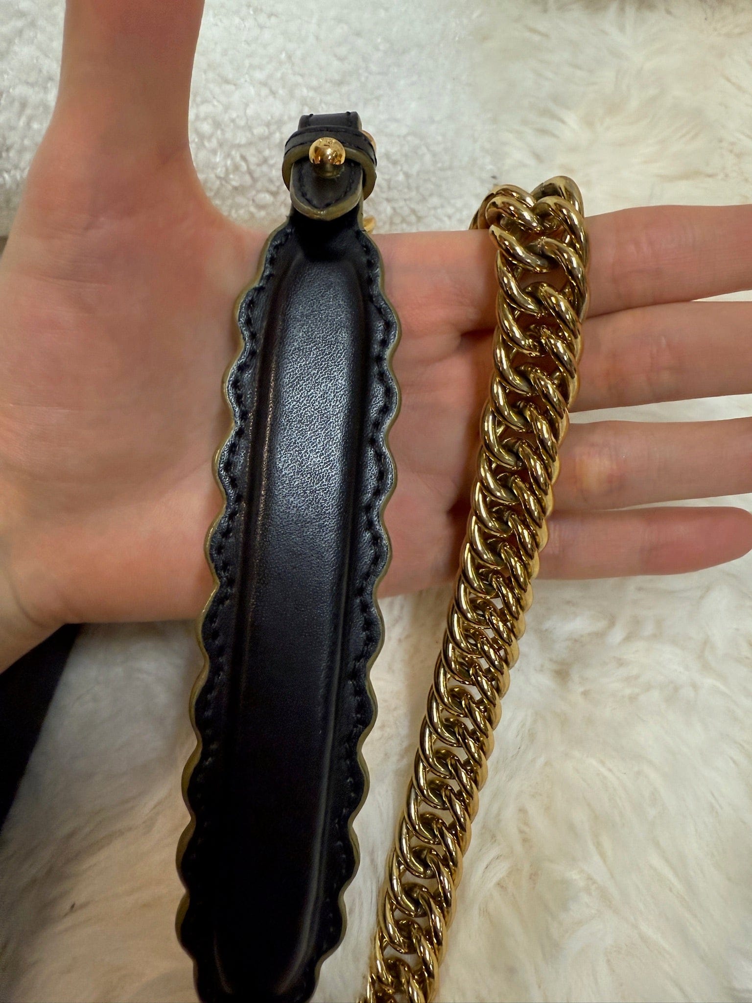 Fendi Kan I Leather Chain Bag – Black with Gold Hardware