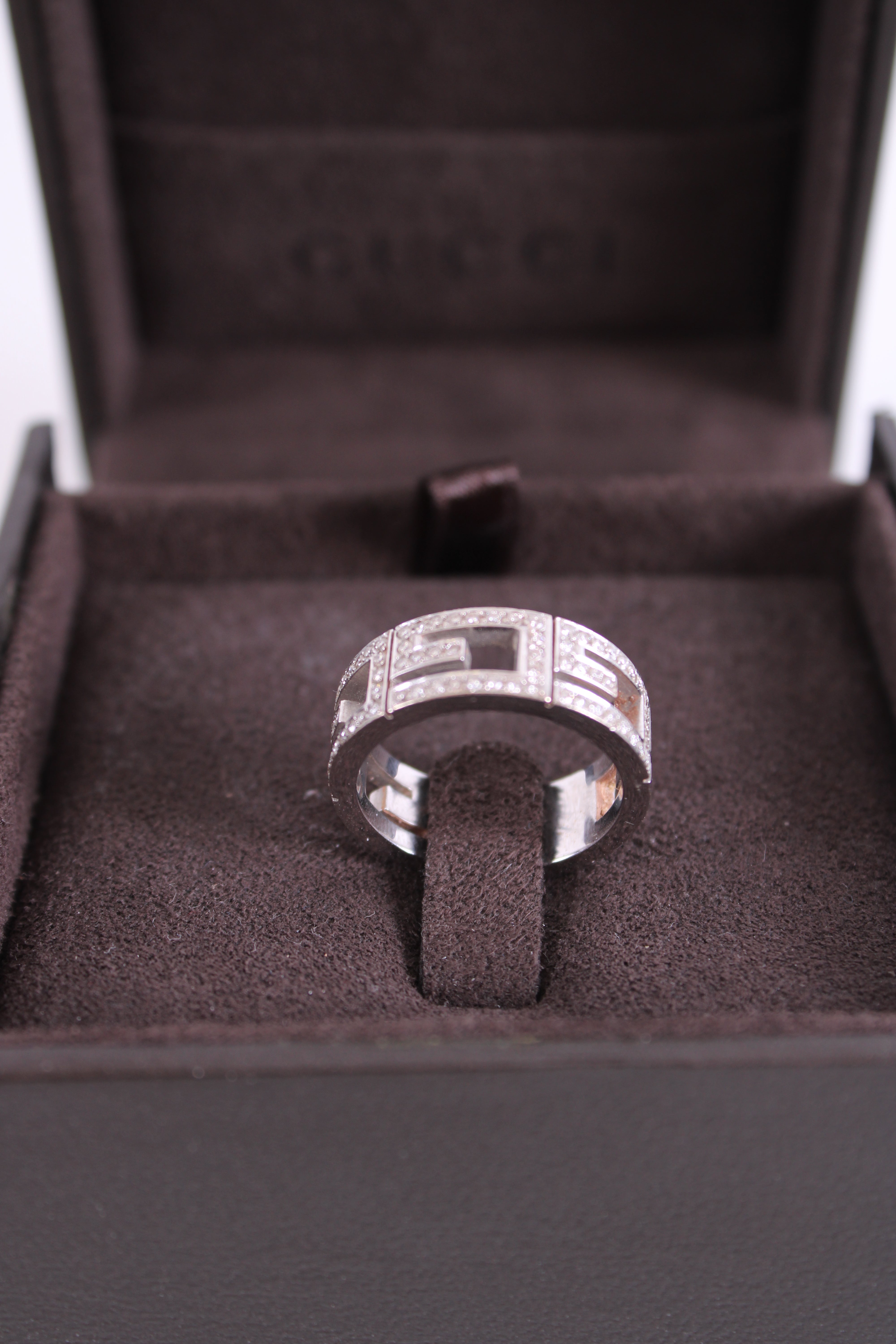 Gucci G Ring White Gold & Diamond Size 15