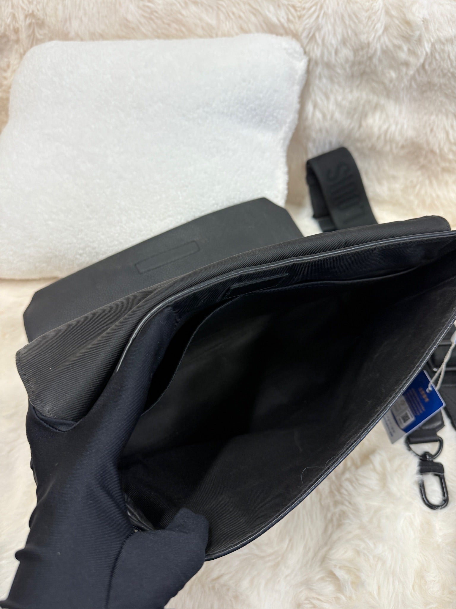 Louis Vuitton Black Leather Messenger Bag