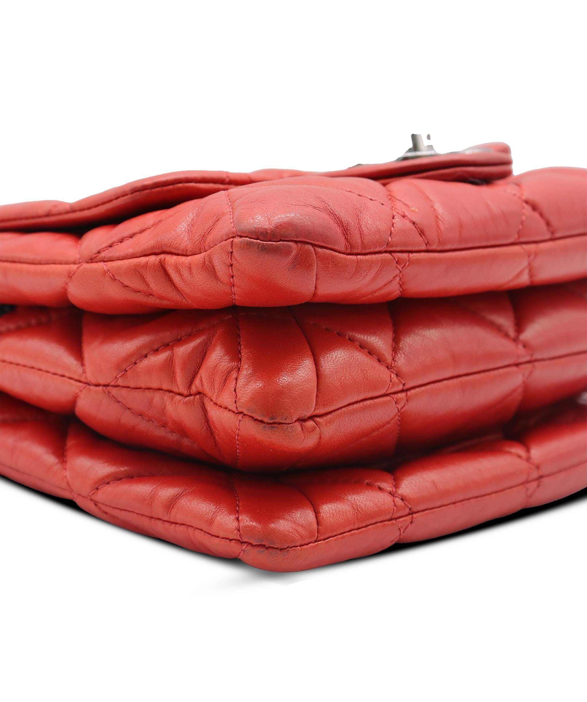 CHANEL QUILTED LAMBSKIN FLAP RED ASC7286