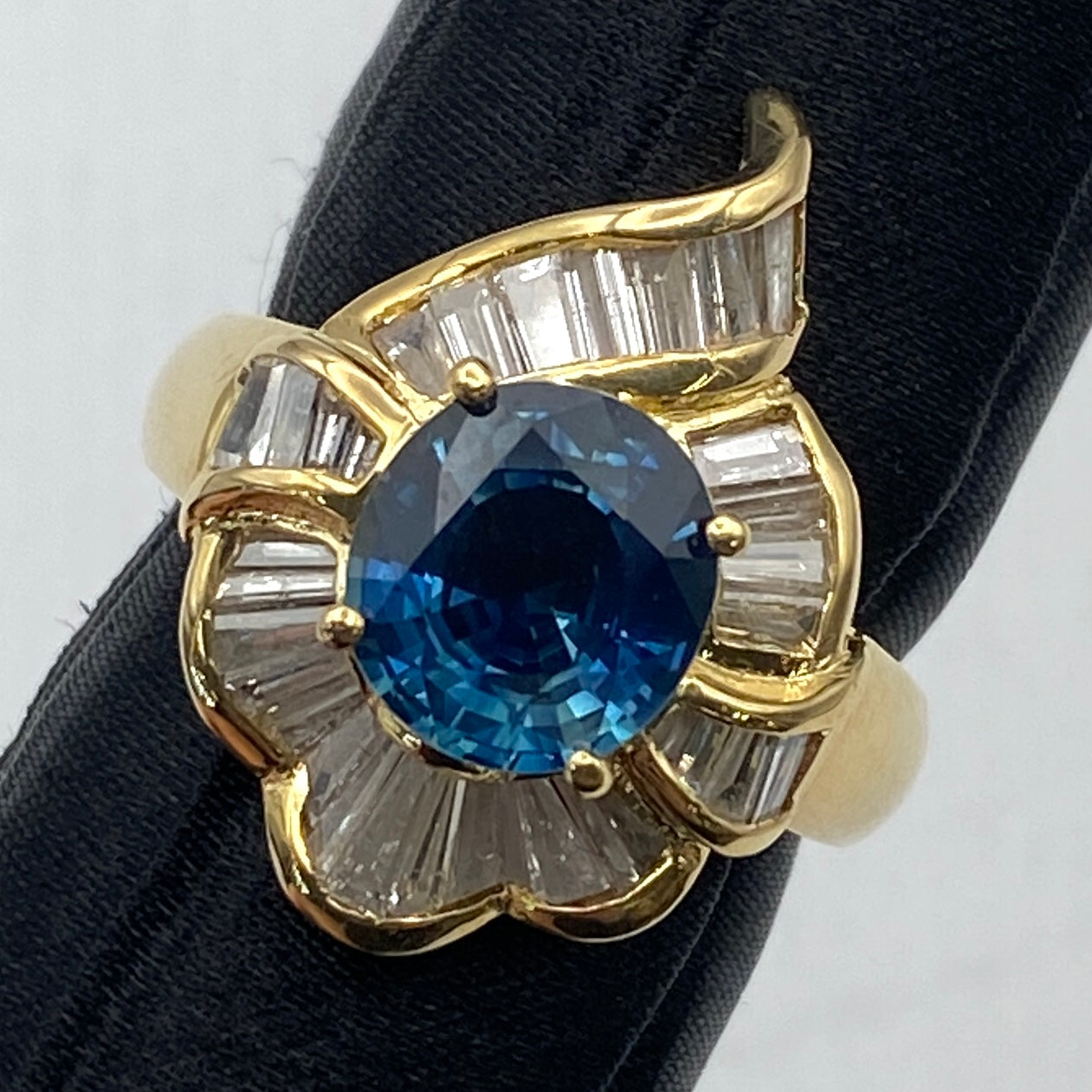 49452 K18 sapphire ring S2.74 D1.28 9g US7.25