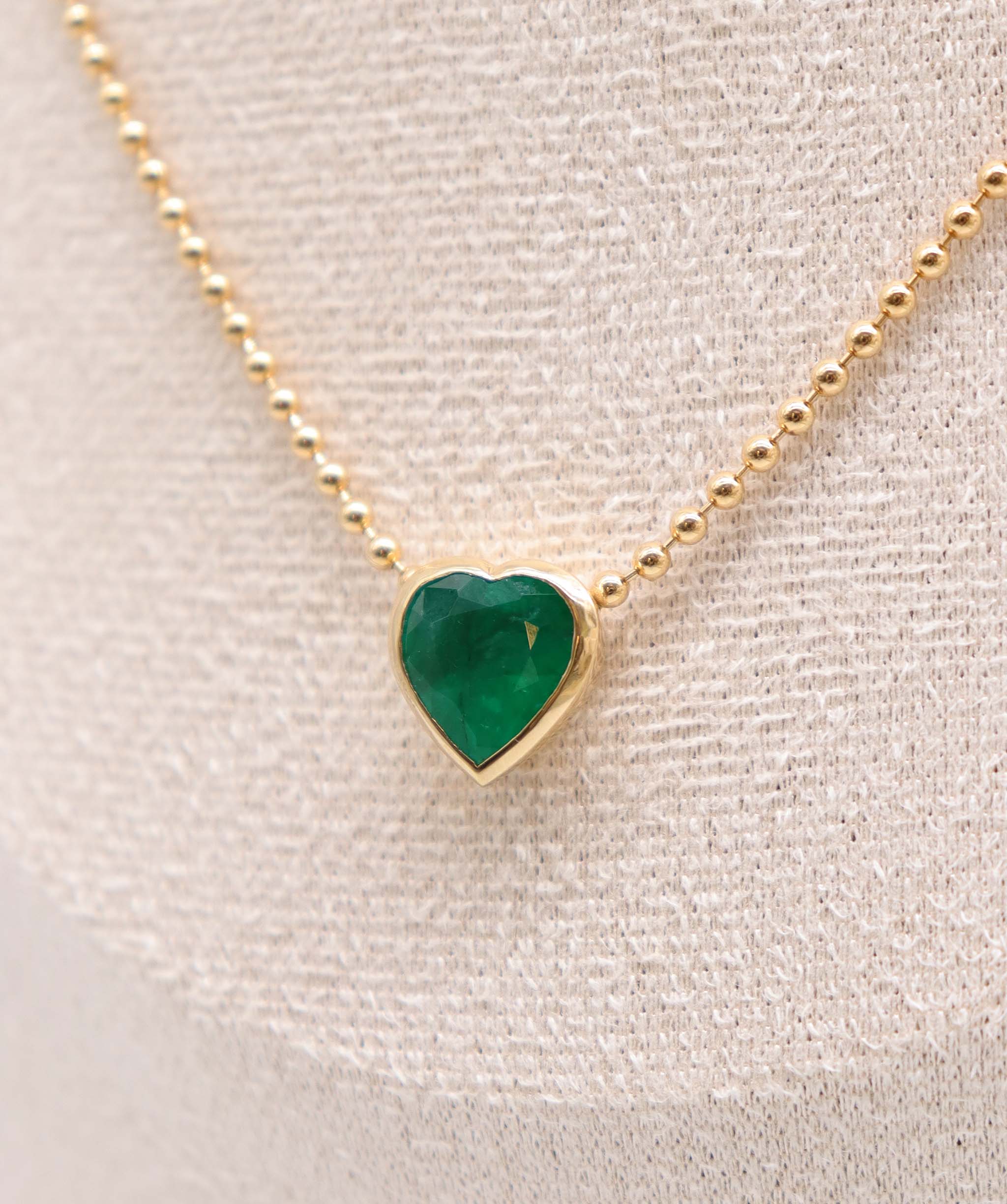 1.89ct Emerald Heart Necklace ASC6894