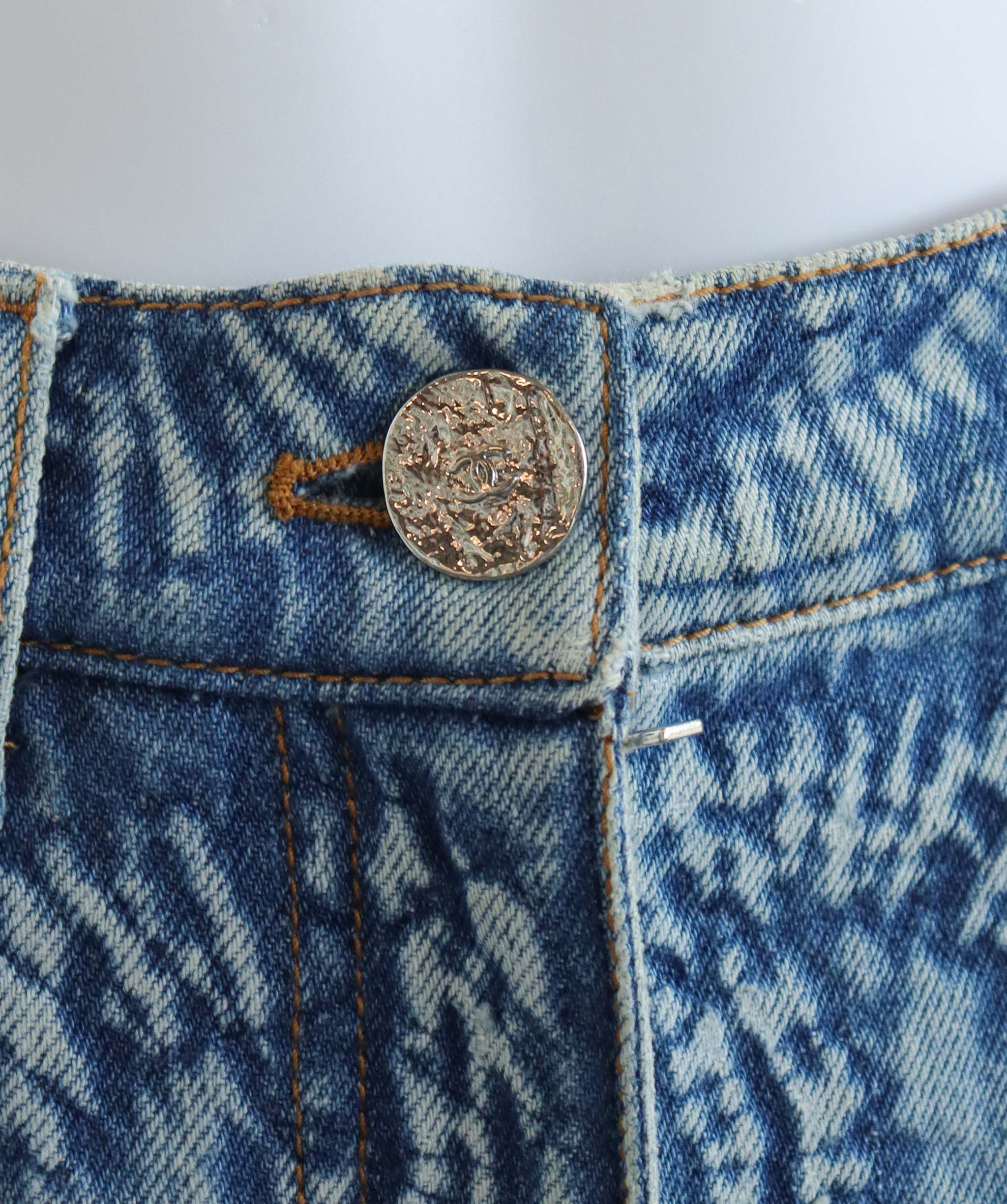 CHANEL DENIM SHORT DENIM SIZE 34 ASC7264