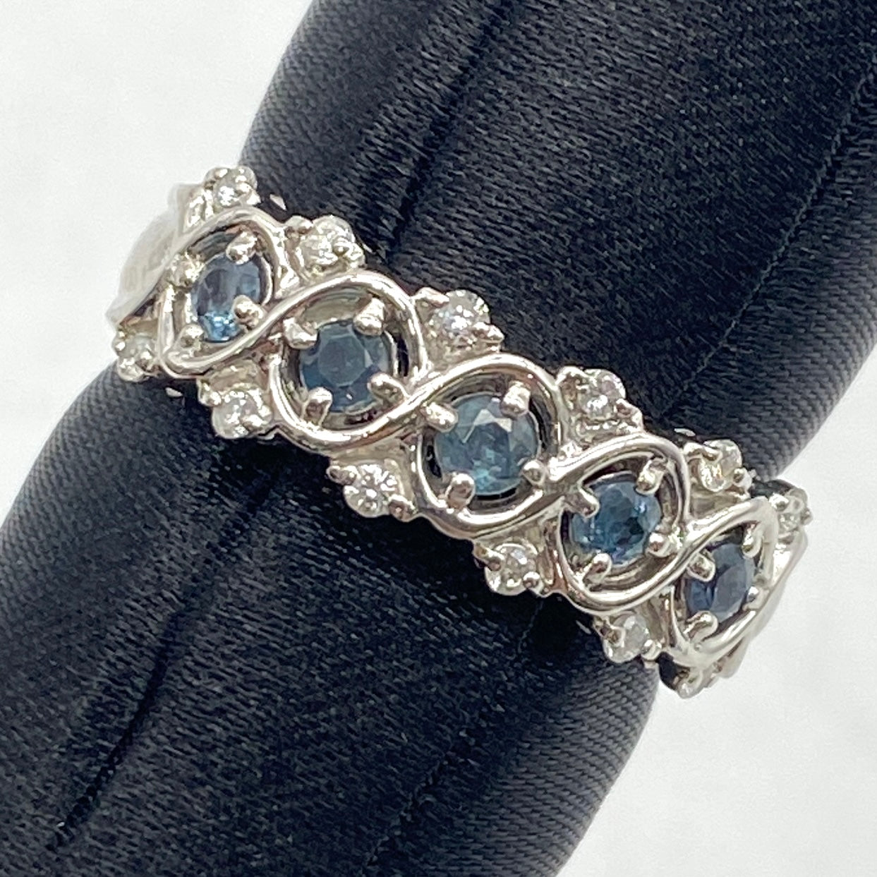 25-44501-0 PT900 Alexandrite Ring AX 0.415 DA 0.12 7.0g