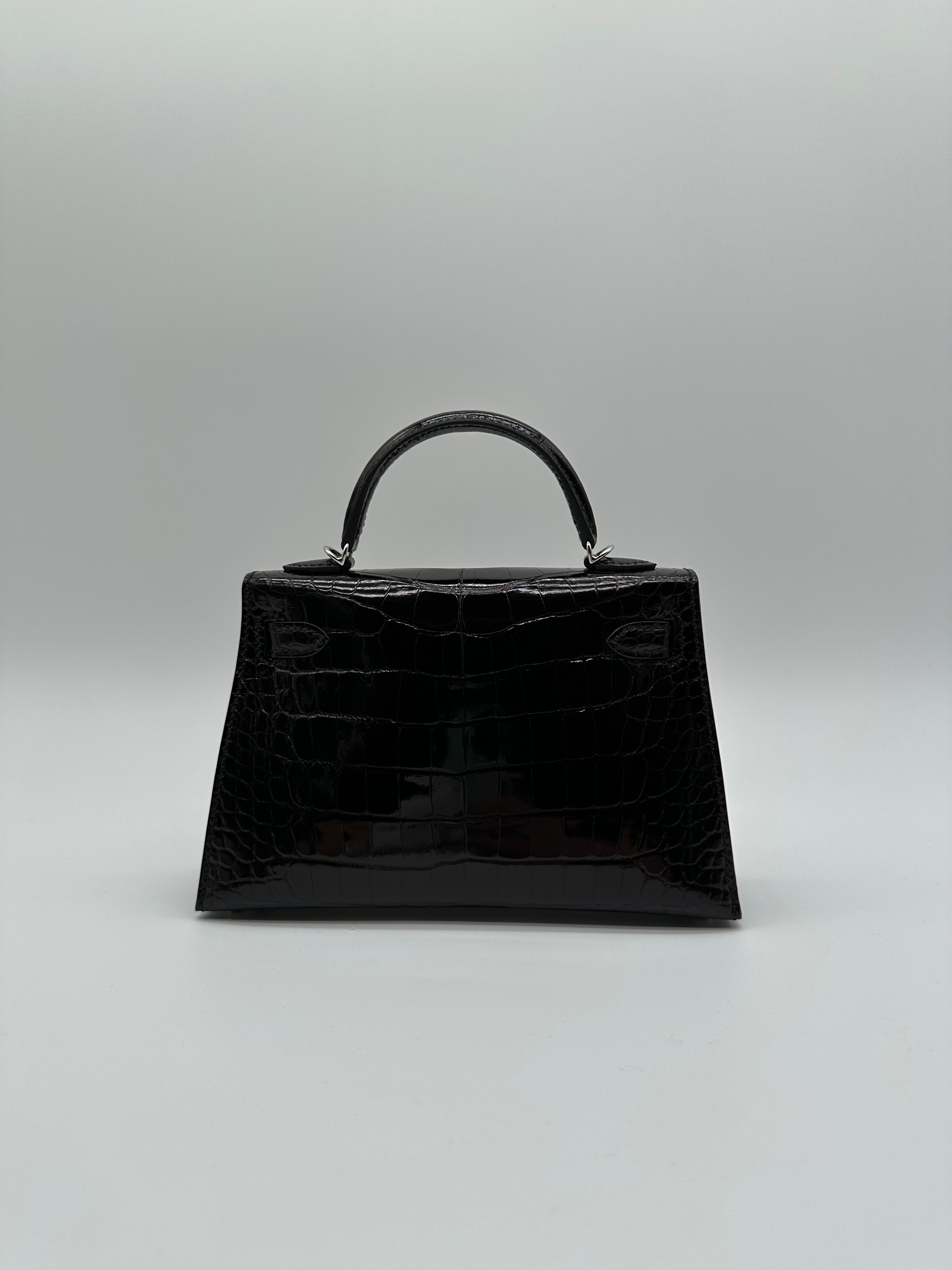 Hermès Mini Kelly Black Shiny Alligator Palladium Hardware