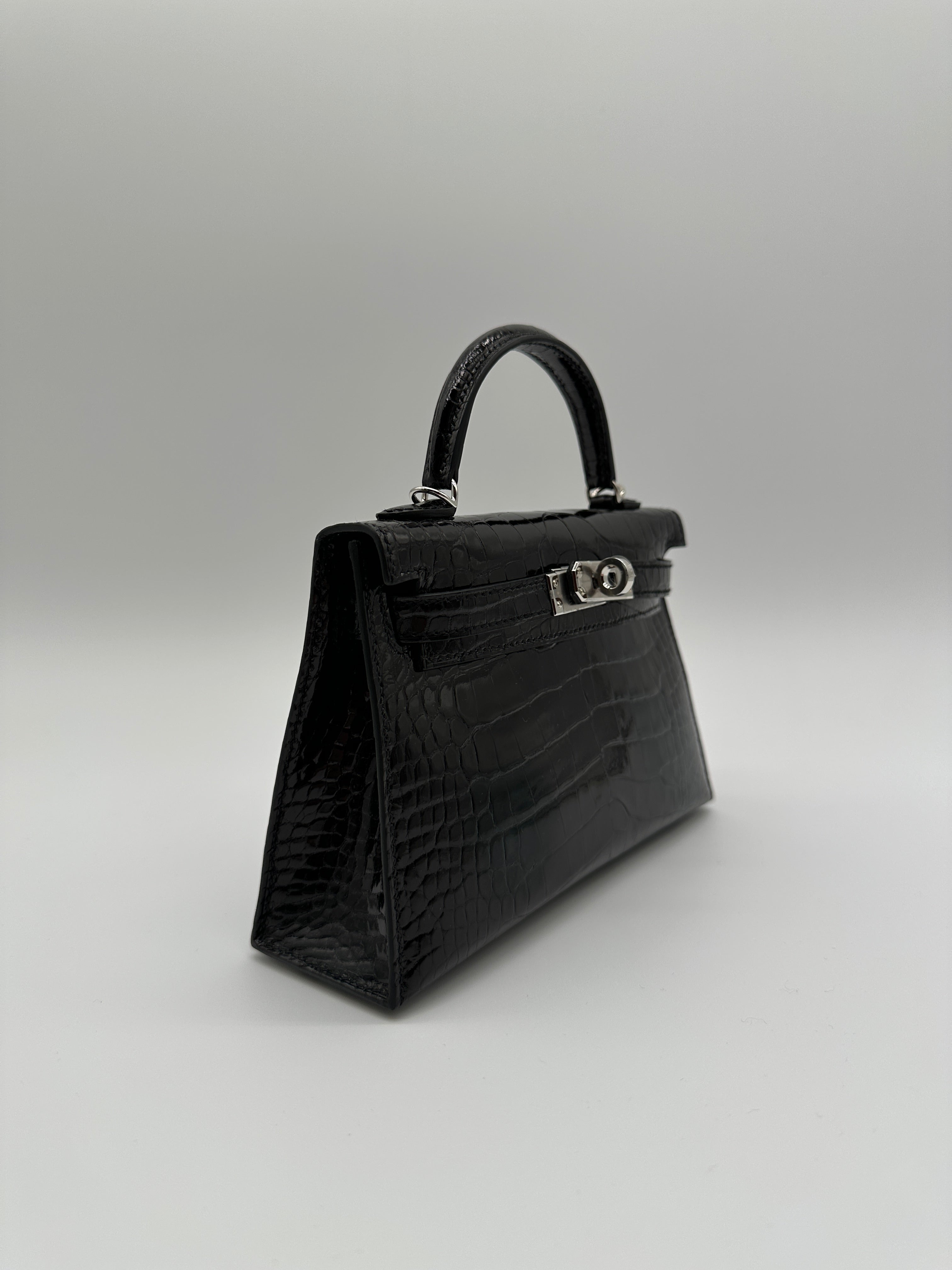 Hermès Mini Kelly Black Shiny Alligator Palladium Hardware
