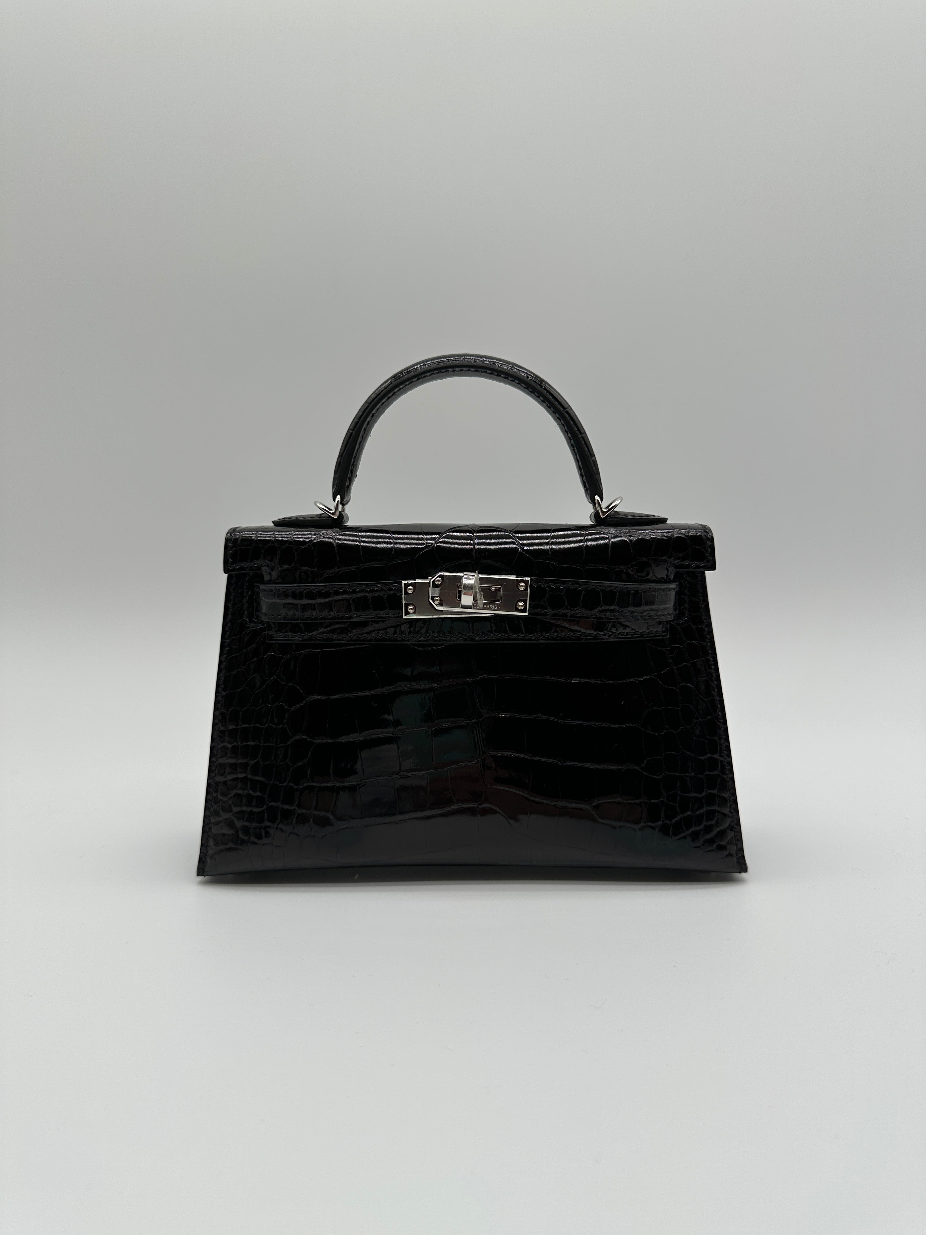 Hermès Mini Kelly Black Shiny Alligator Palladium Hardware