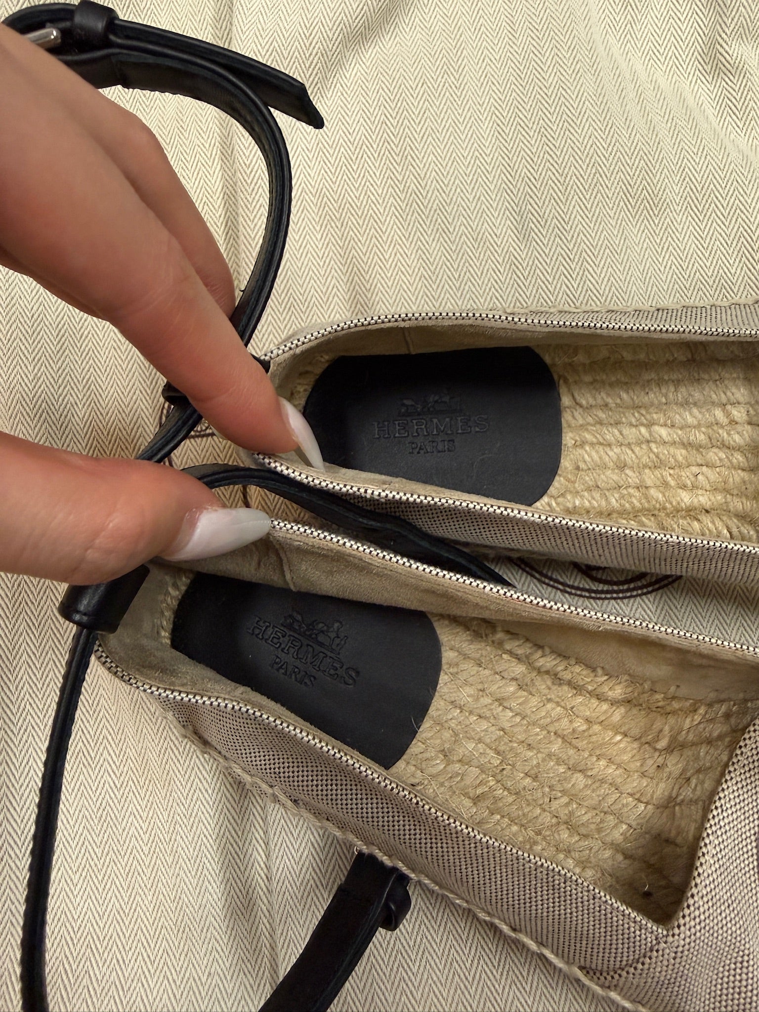 EU38 - Hermès 24 Faubourg Espadrilles – NEW