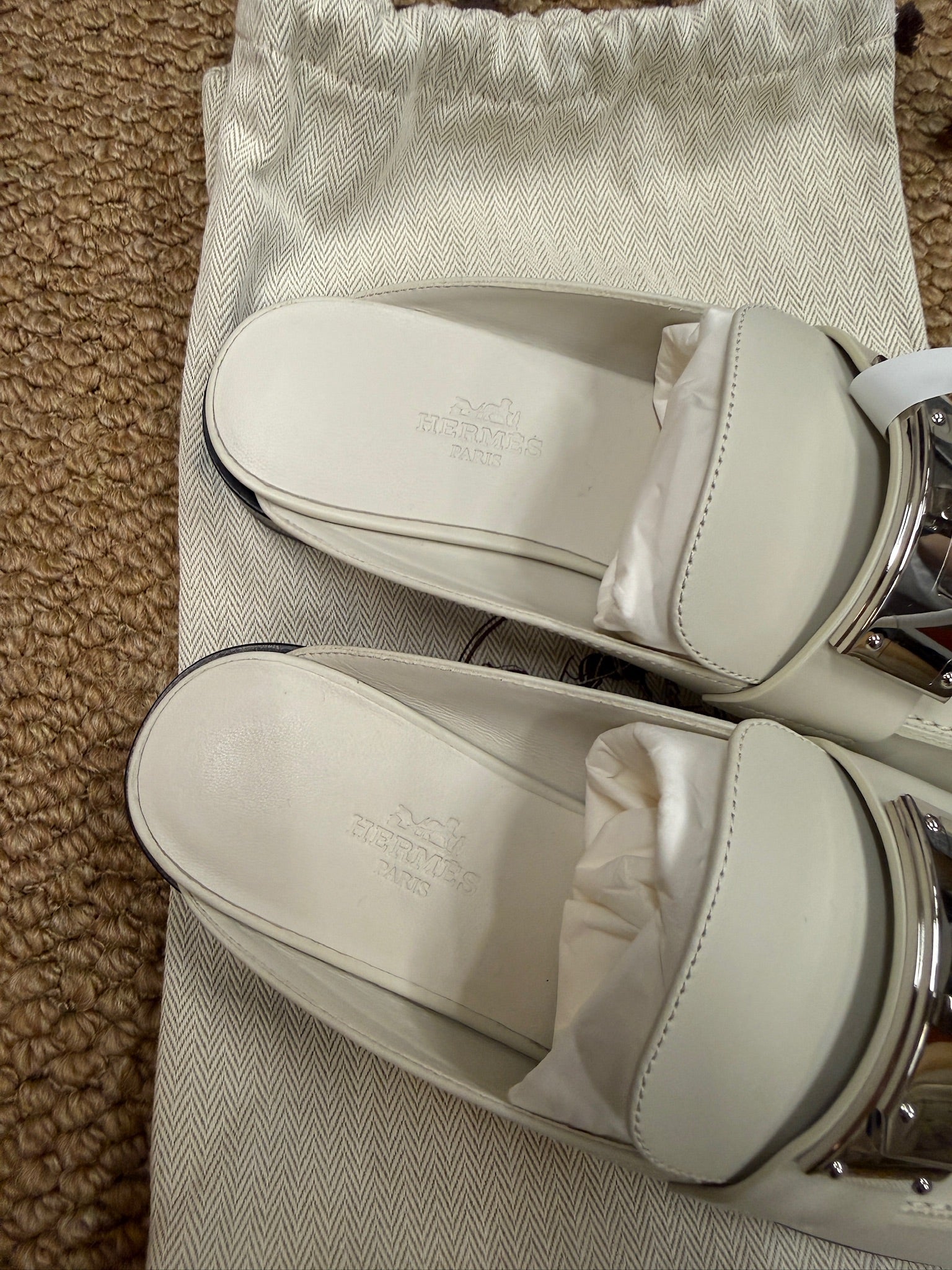 EU37 - Hermès White Leather Mules – NEW