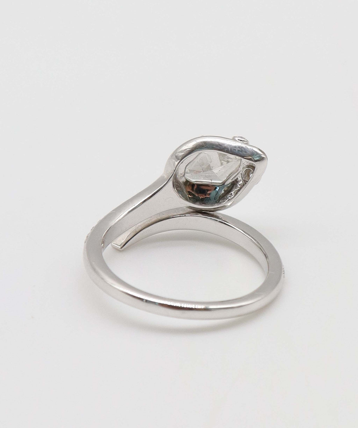 0.88ct EX WH STEP CUT WH SD R3184