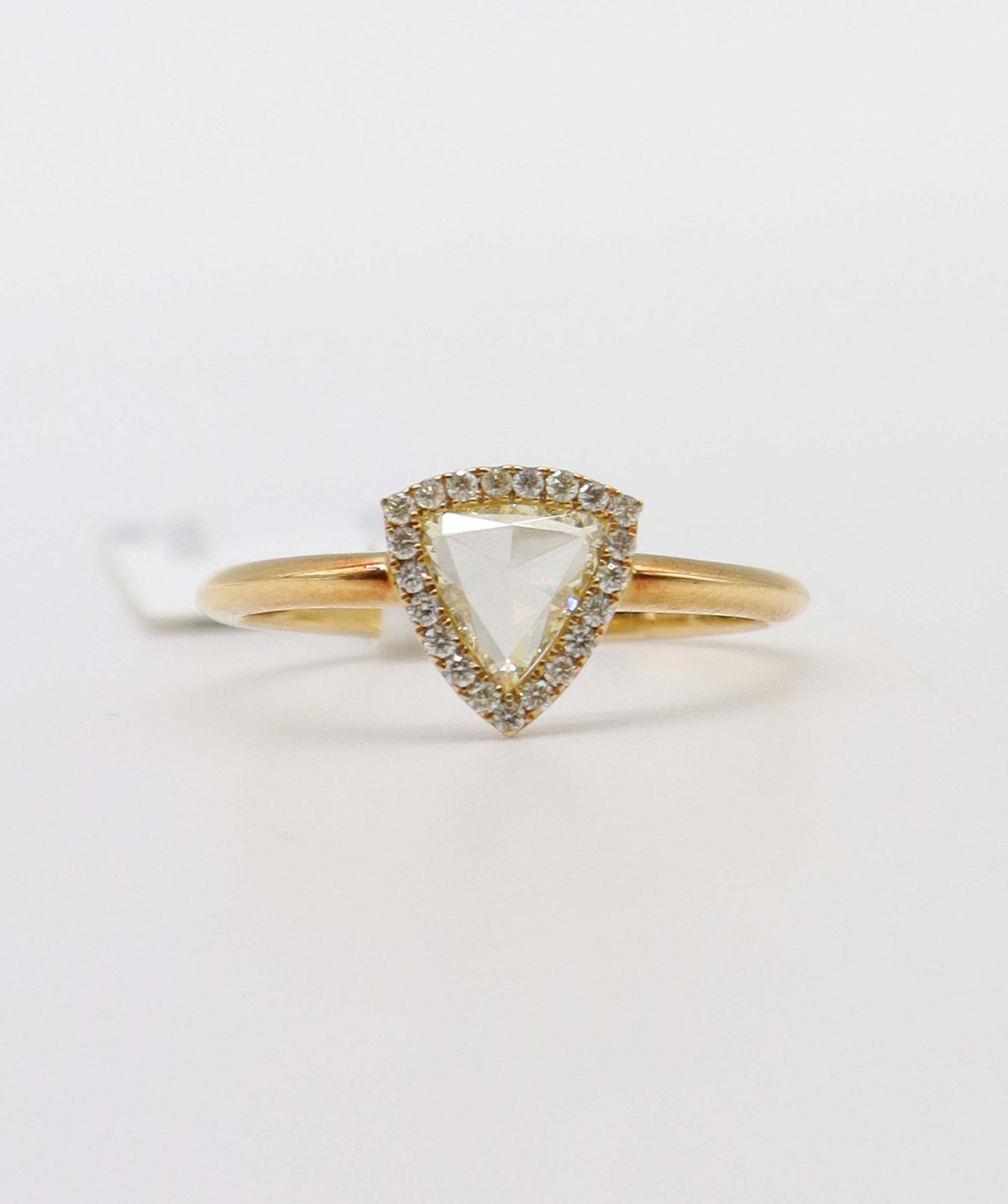0.55ct FY TRIANGLE RC YELLOW SD R2859