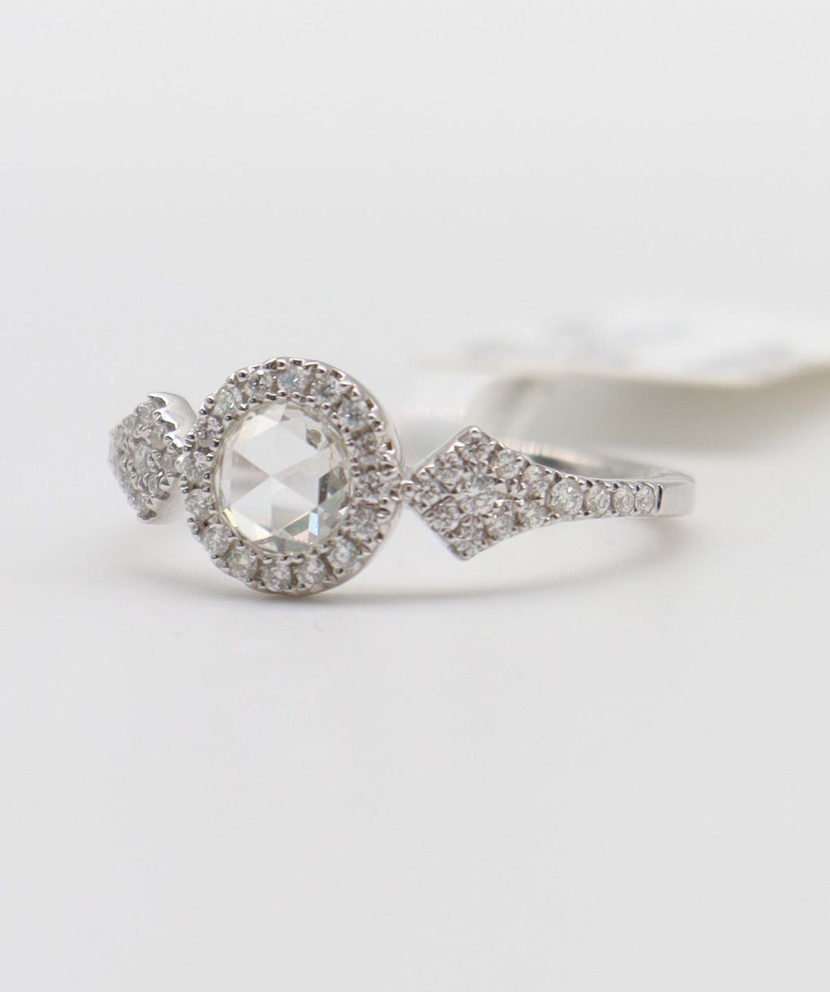 0.66ct EX WH ROSE CUT WH SD R2615