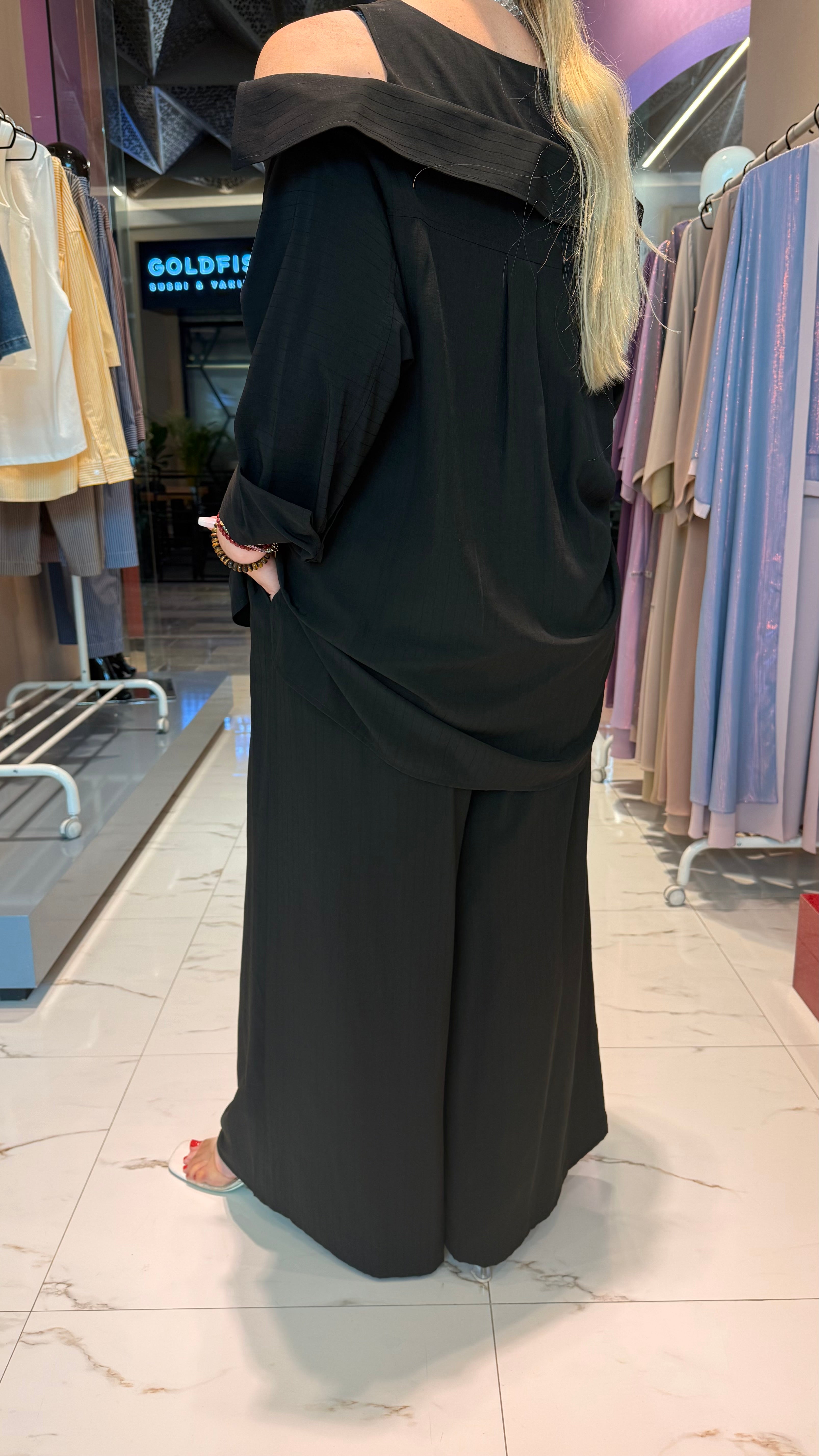 ELASTICATED WAISTLINE WIDE LEG TROUSERS (بنطلون) "LINMU"