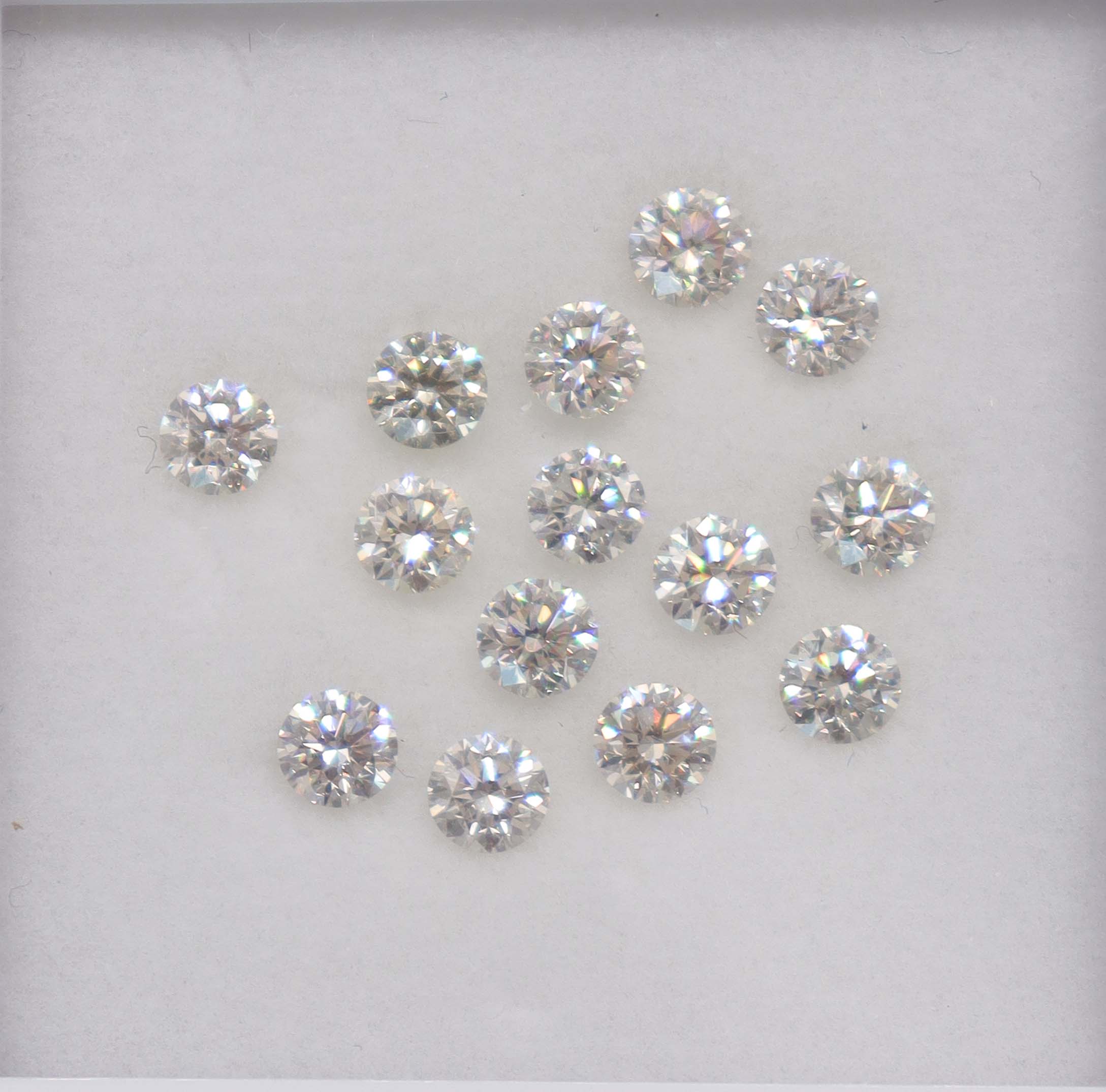 2.8ct DIAMOND round cut G / VS 14pcs DXBN0779