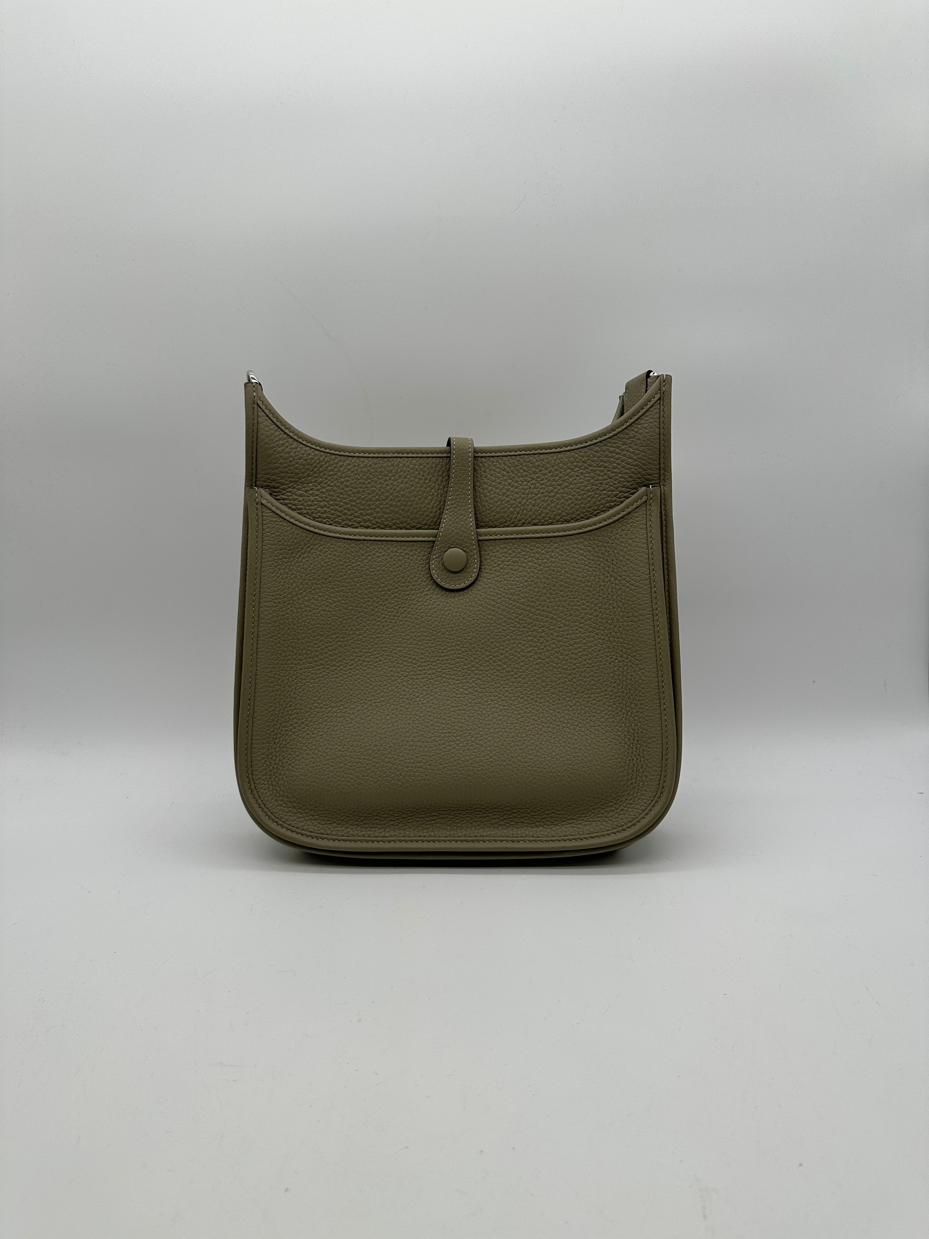 Hermès Evelyne III 29 Sauge Taurillon Clemence Palladium Hardware