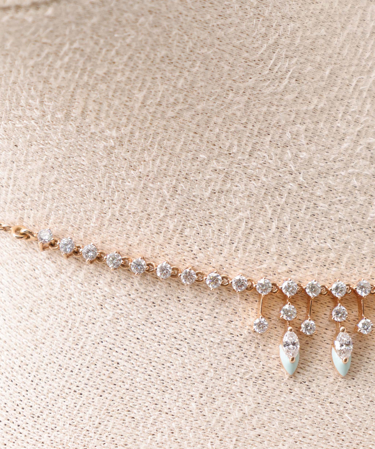 5.9ct KAMYEN PENDANT P-G80G