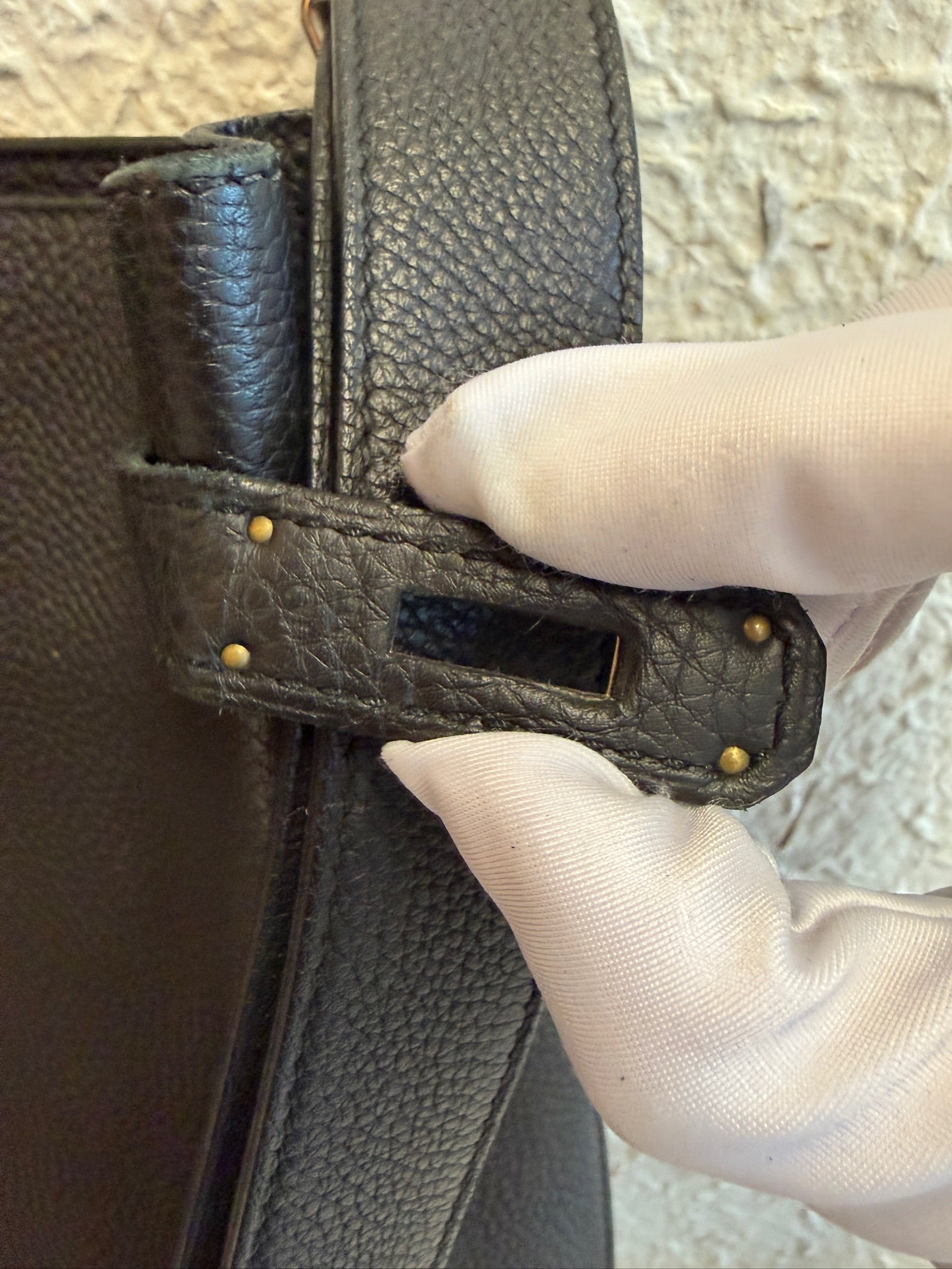 Hermès So Kelly 22 Noir PHW Togo Leather - Square O Stamp