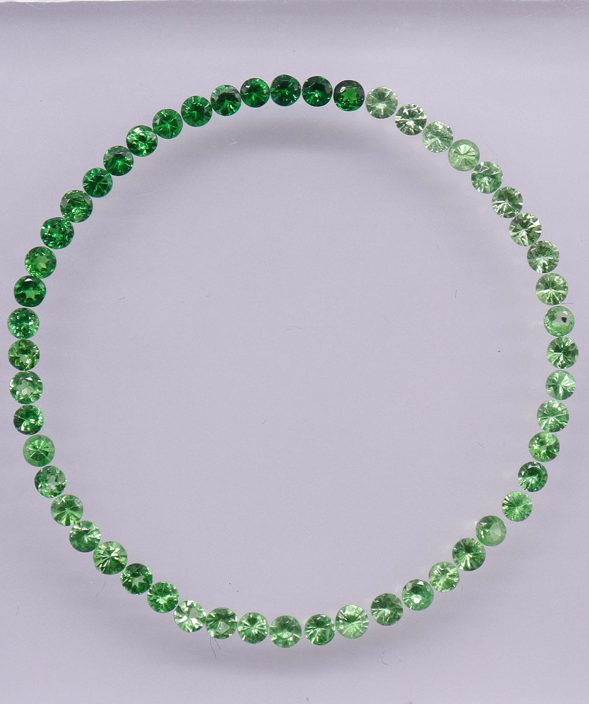 Tsavorite 2 Round Box DXBS6819