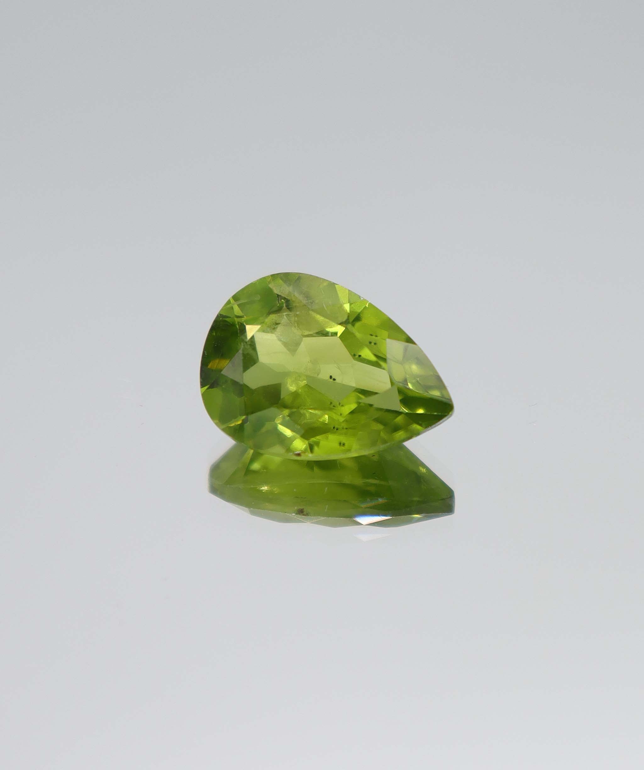 5.99ct Peridot Pear DXBCS5238