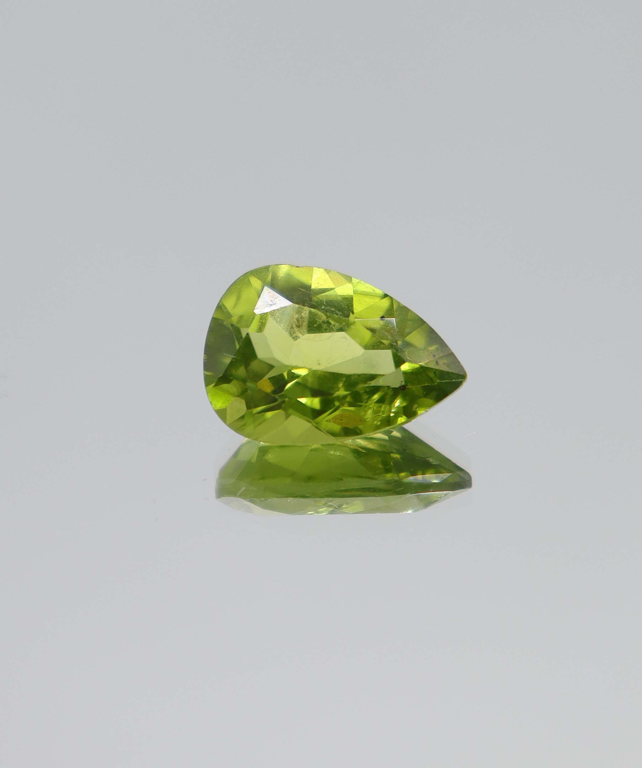 5.09ct Peridot Pear DXBCS5239