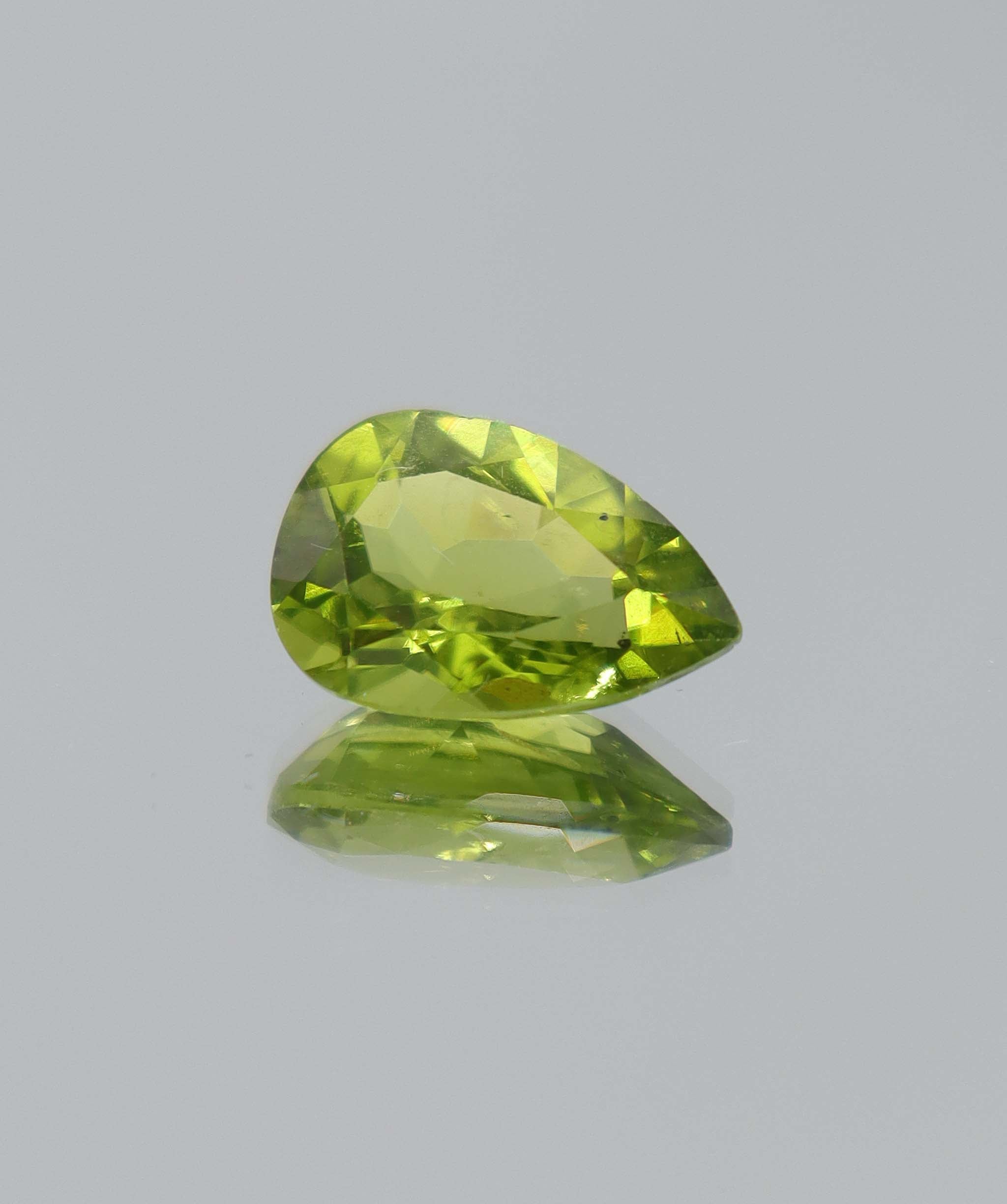 5.09ct Peridot Pear DXBCS5239