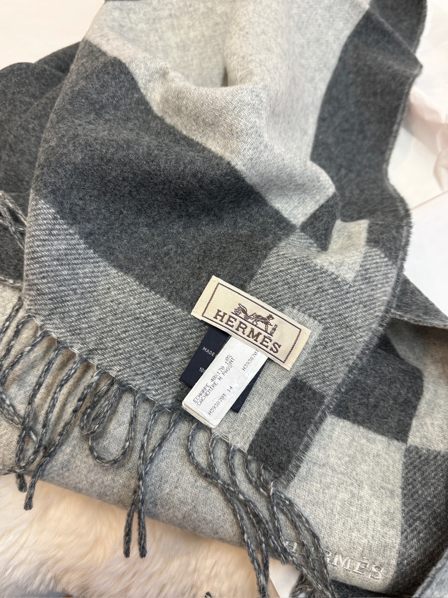 Hermès Cashmere Scarf – Grey Check Pattern
