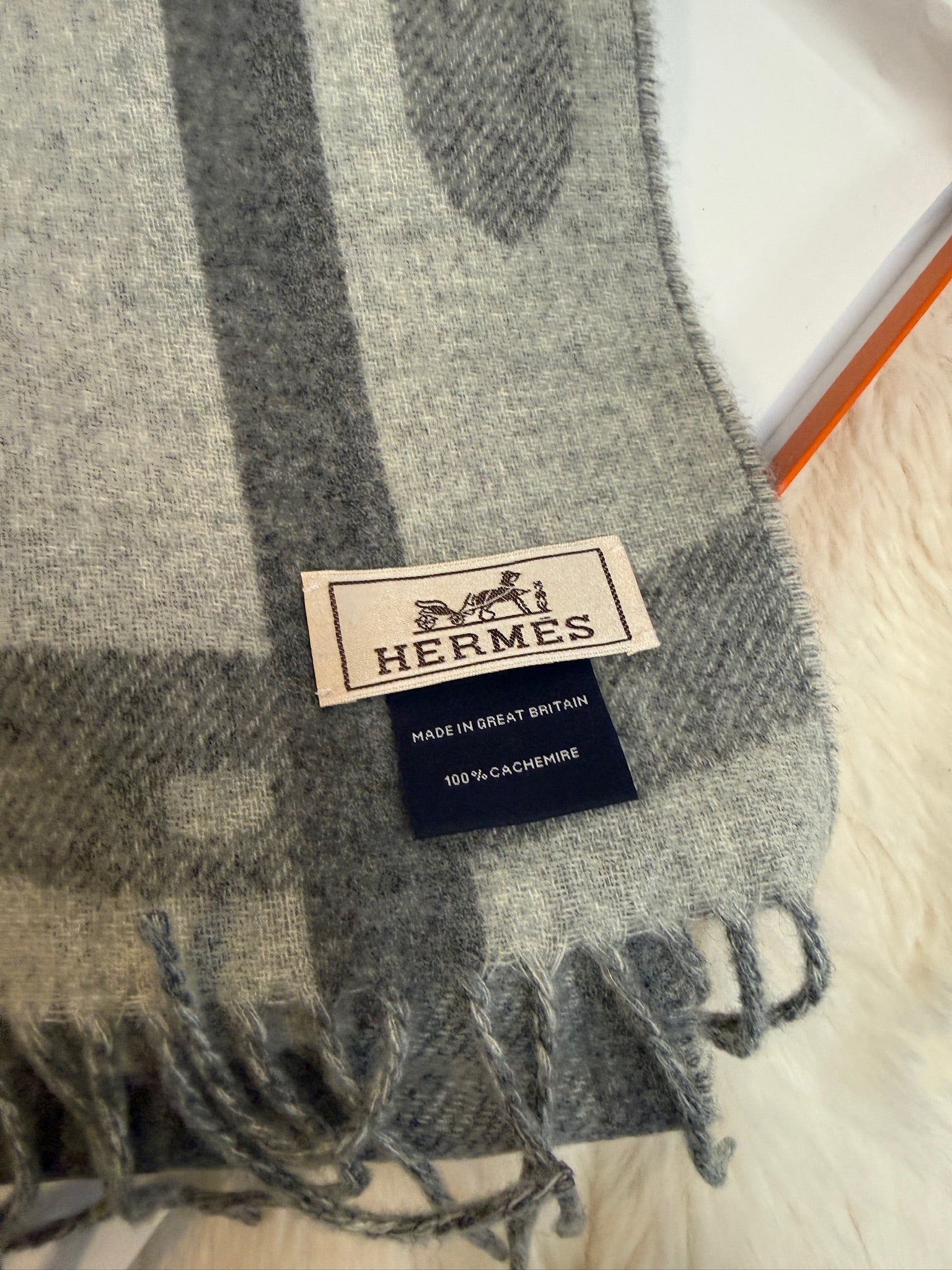 Hermès Cashmere Scarf – Grey