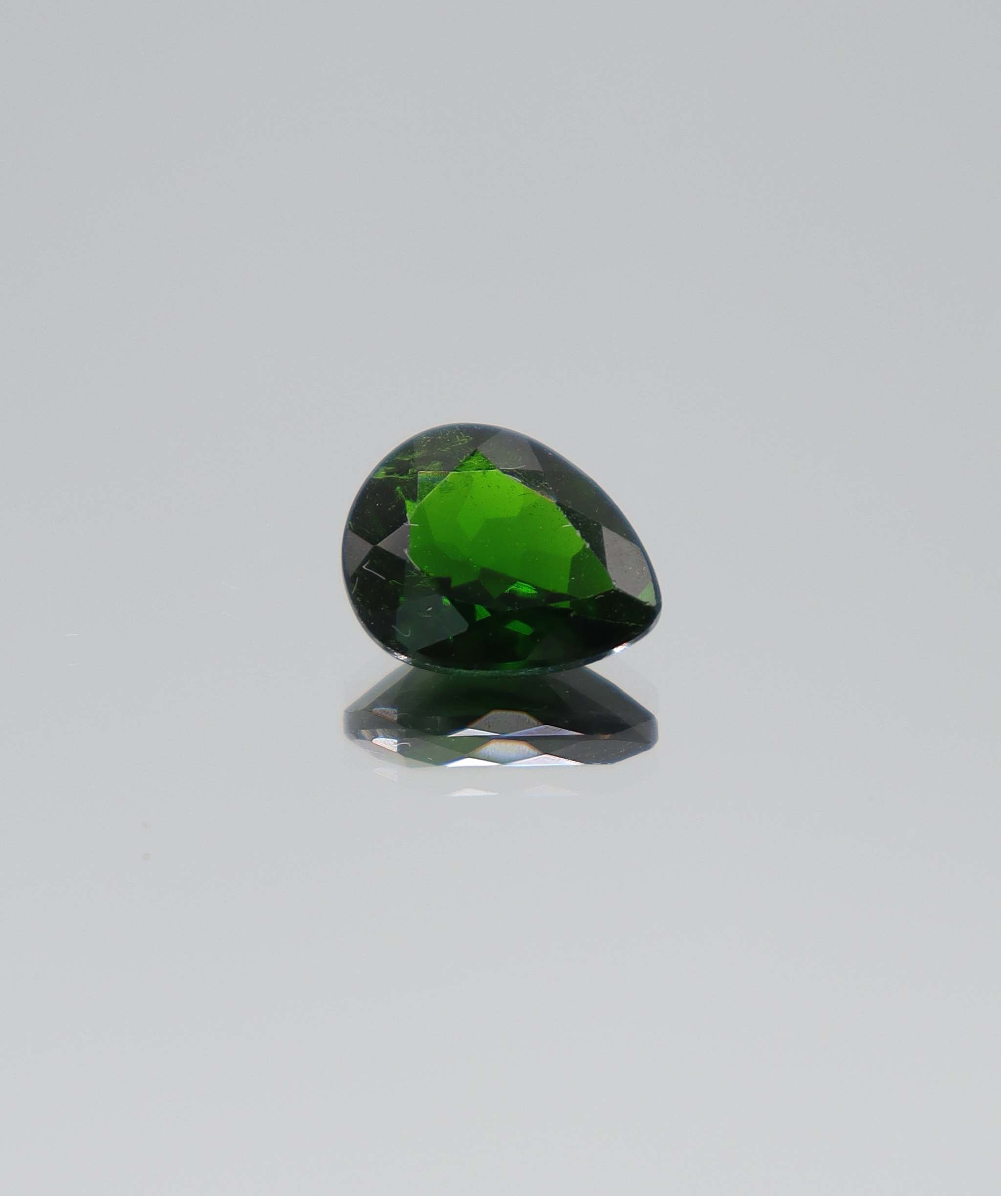 2.36ct Chrome Diopside Pear DXBCS5230