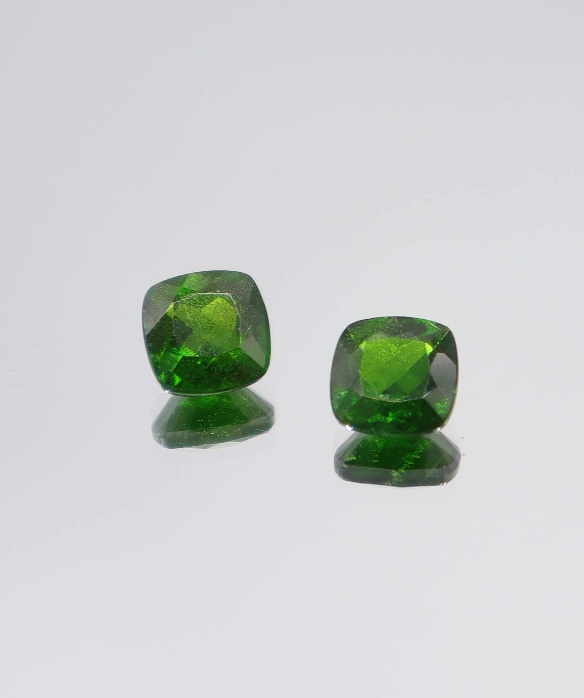 3.02ct Siberian Chrome Diopside Cushion PAIR DXBCS5220
