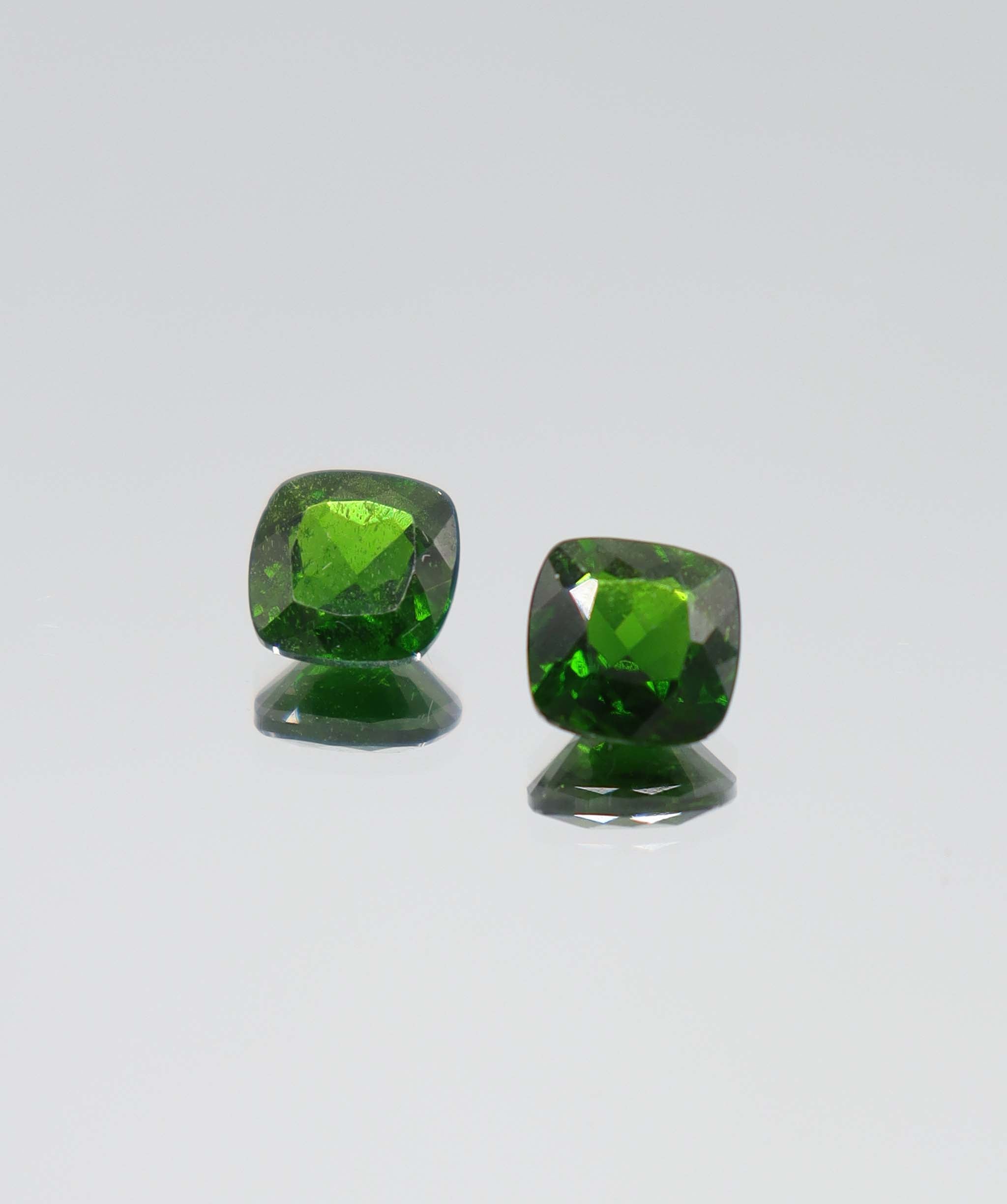 2.87ct Siberian Chrome Diopside Cushion PAIR DXBCS5219