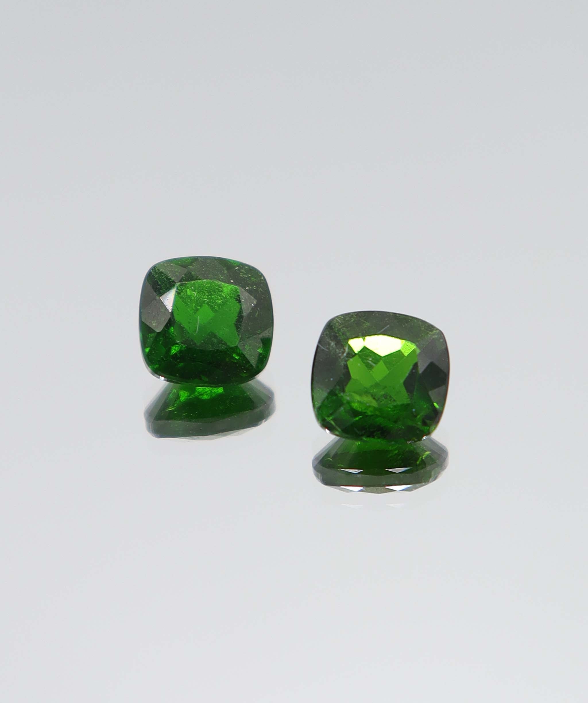 3.23ct Siberian Chrome Diopside Cushion PAIR DXBCS5217