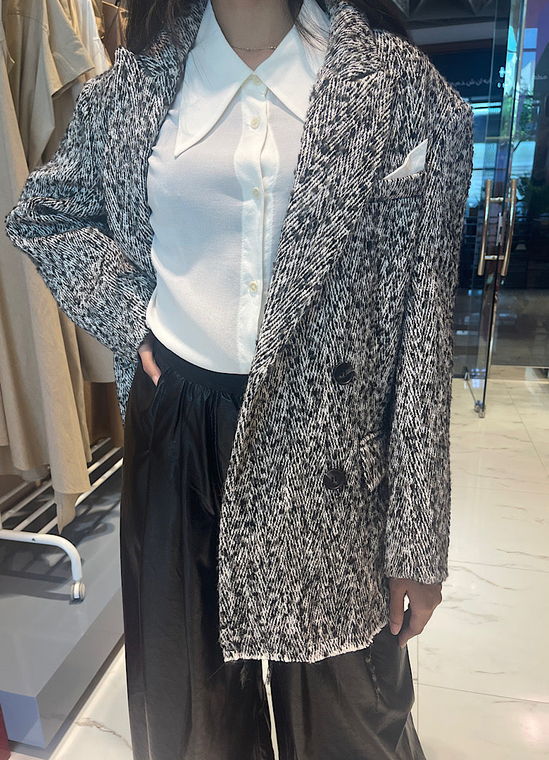 OVERSIZED BLAZER ( السترة) “MOON”