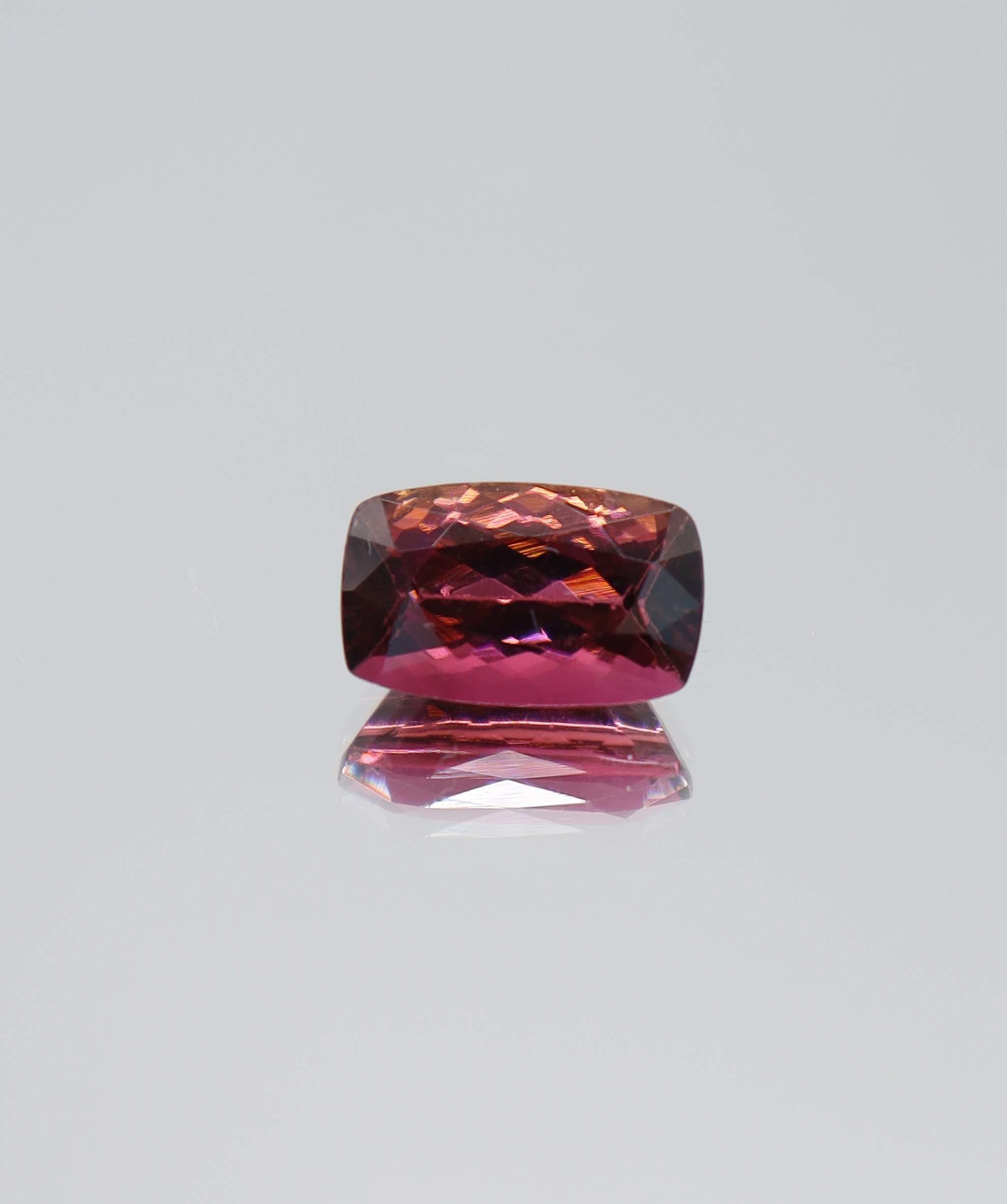 3.27ct Tourmaline DXBCS5378