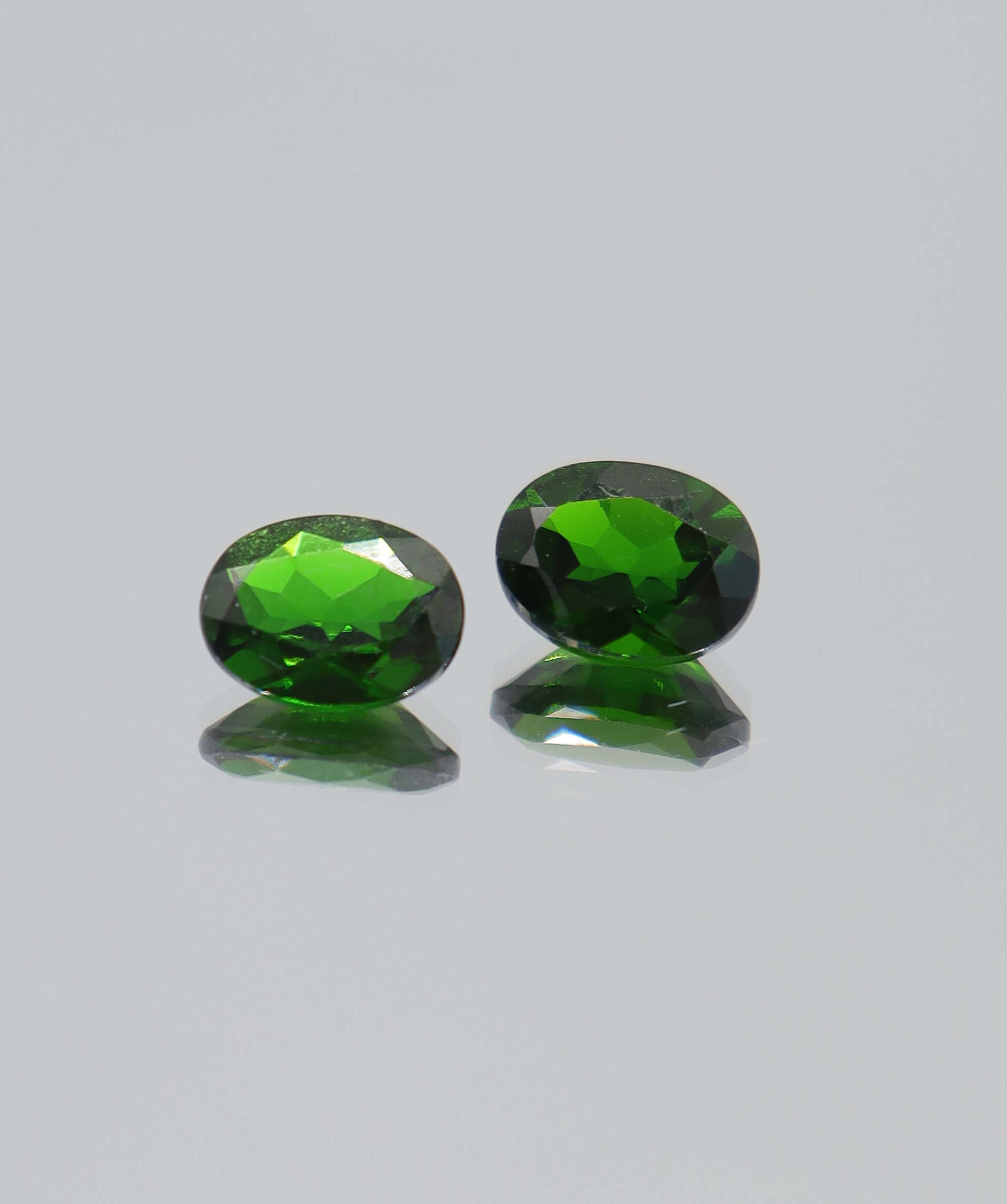 3.94ct Chrome Dioside Oval PAIR DXBCS5795