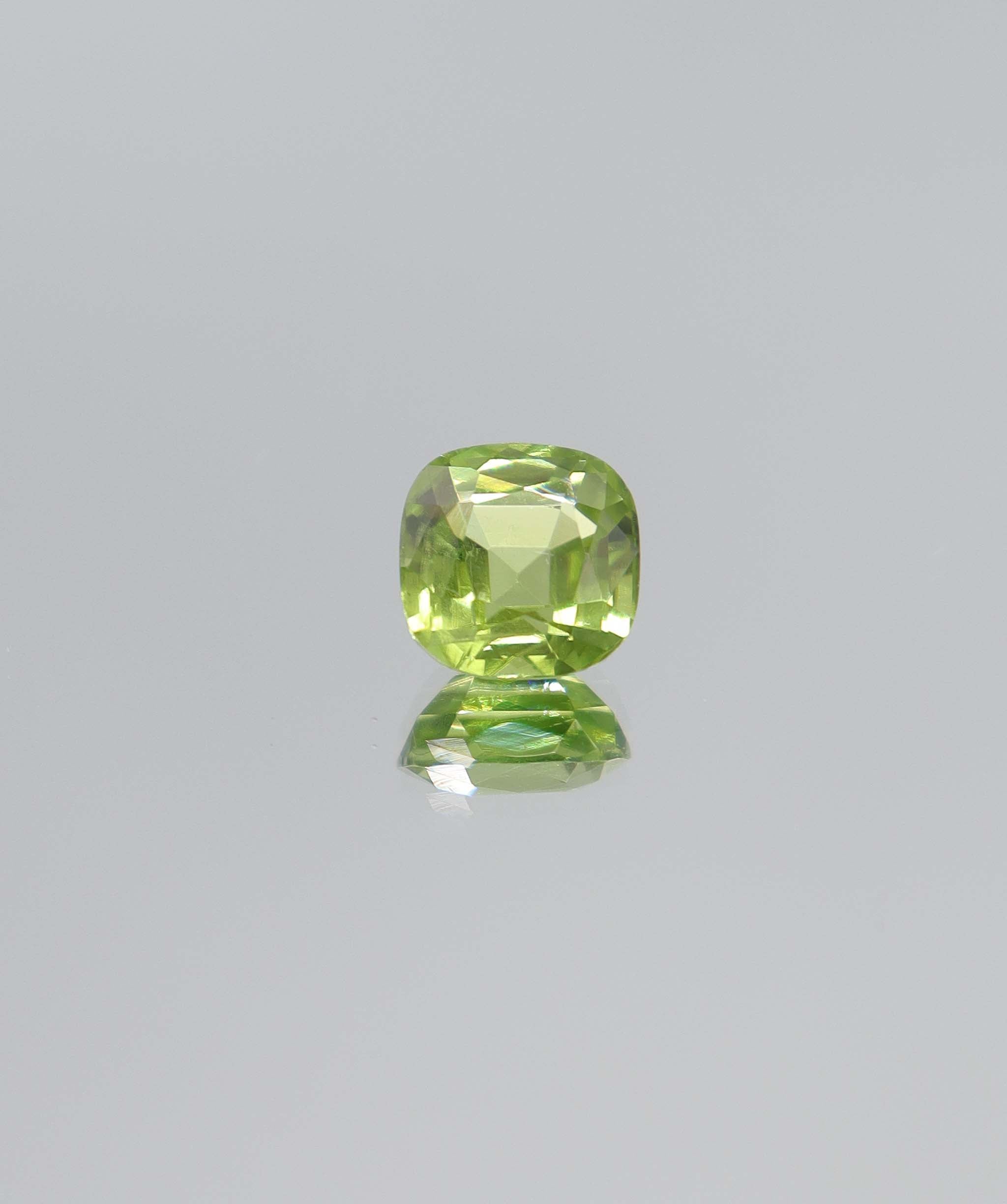 3.00ct Peridot Cushion DXBCS5808