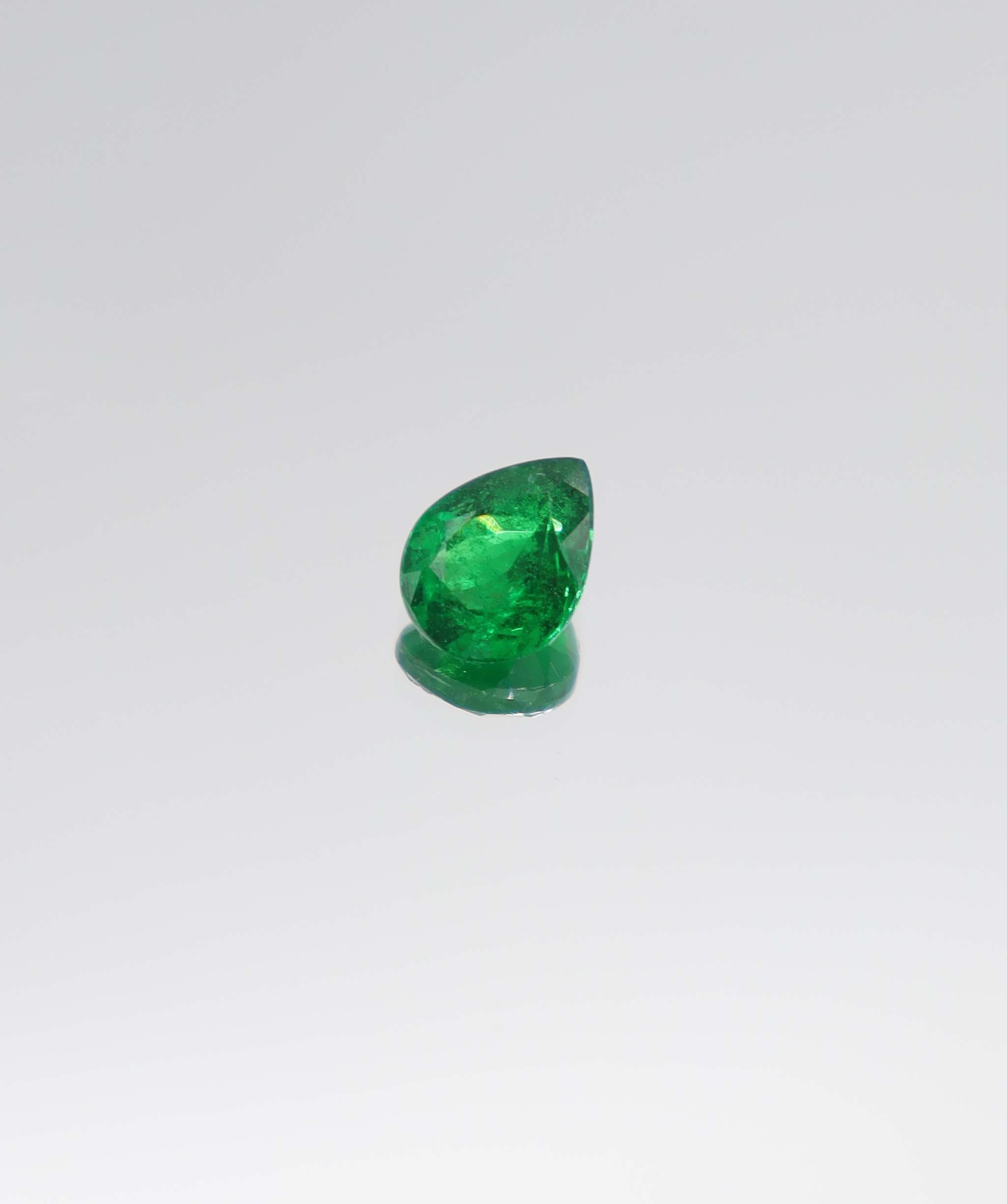 1.33ct Tsavorite Pear DXBCS5789