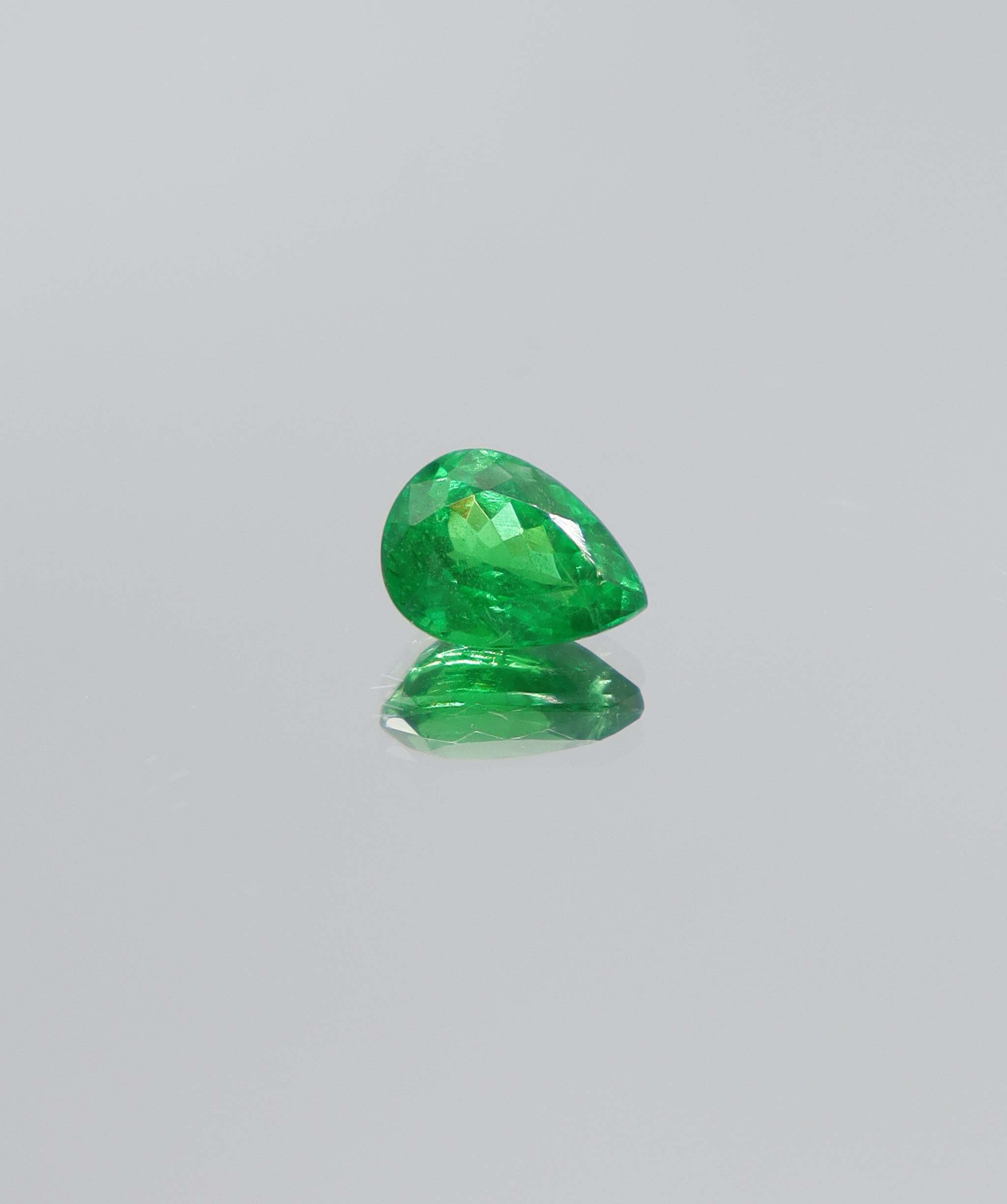 1.86ct Tsavorite Pear DXBCS5788