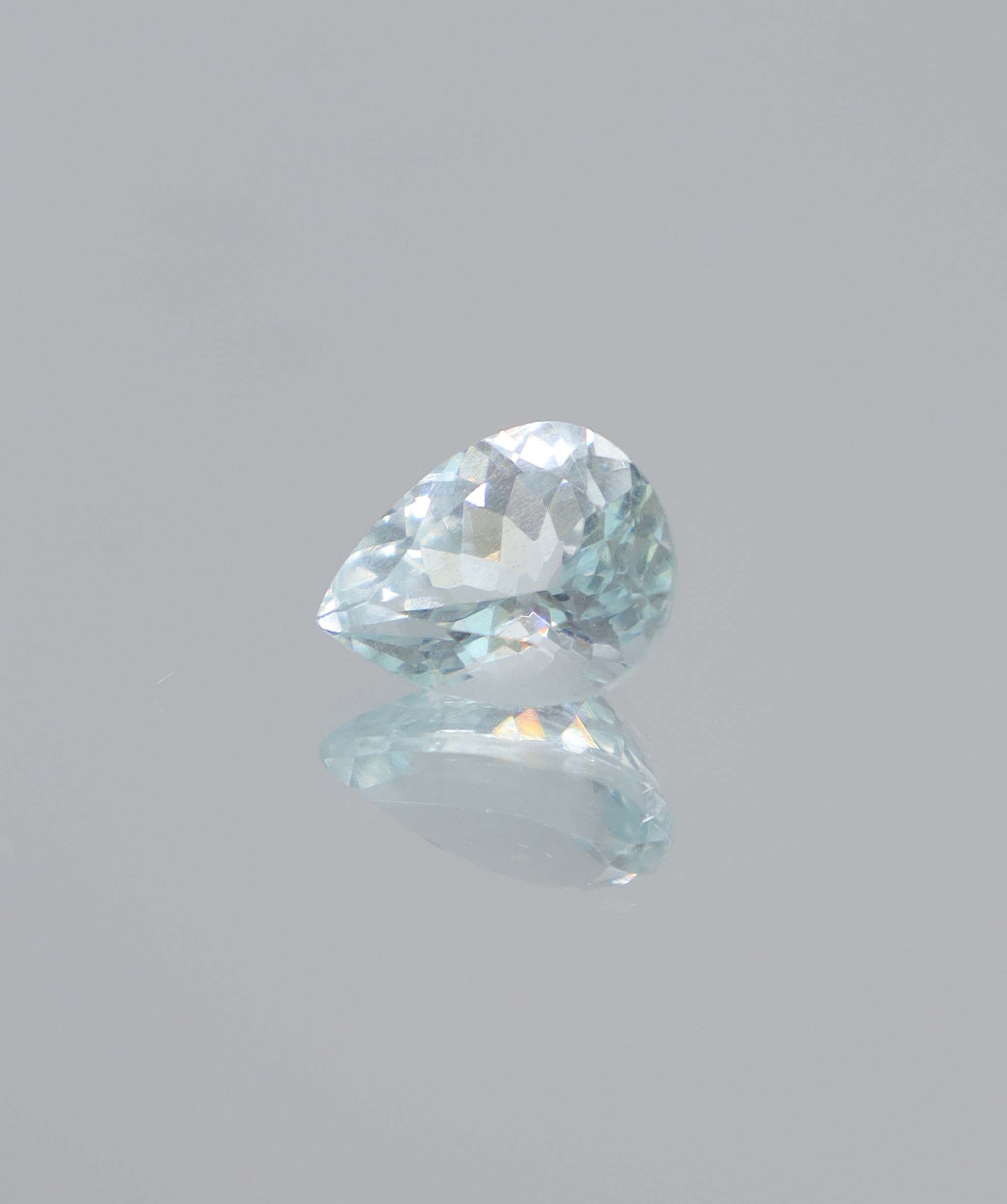 2.26ct Aquamarine Pear DXBCS5800