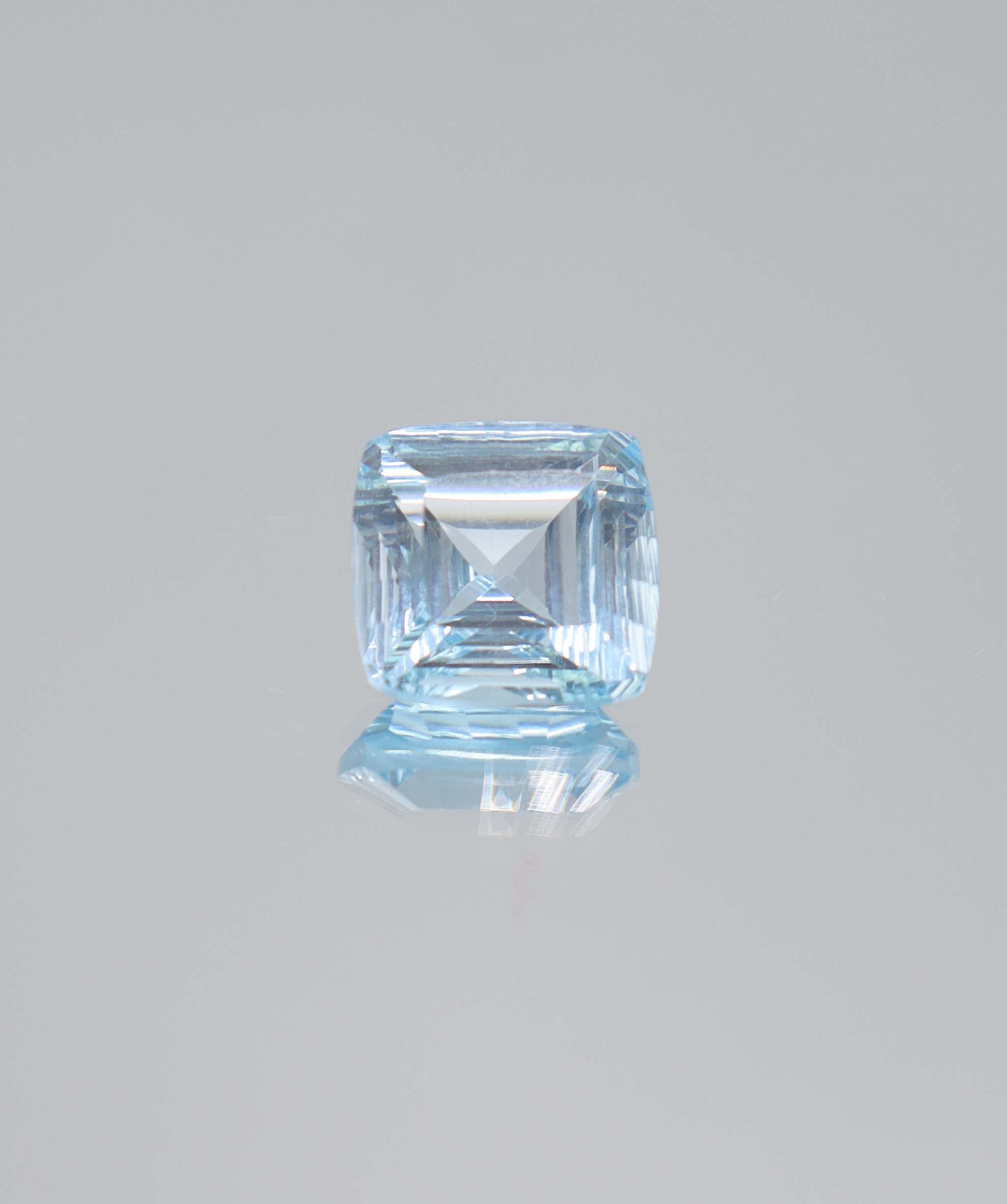 6.43ct Blue Topaz Cushion DXBCS5818