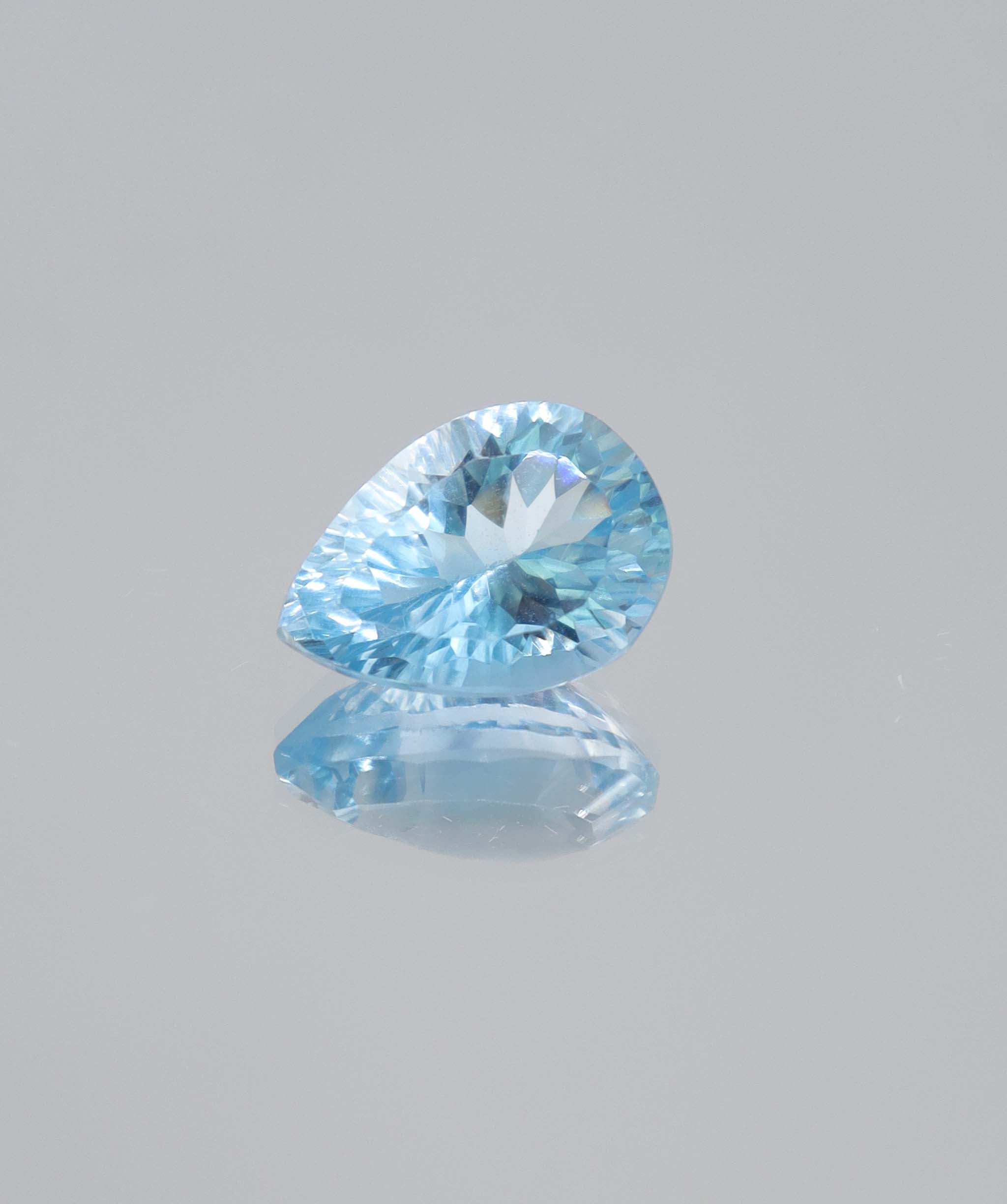 6.92ct Blue Topaz Pear DXBCS5823