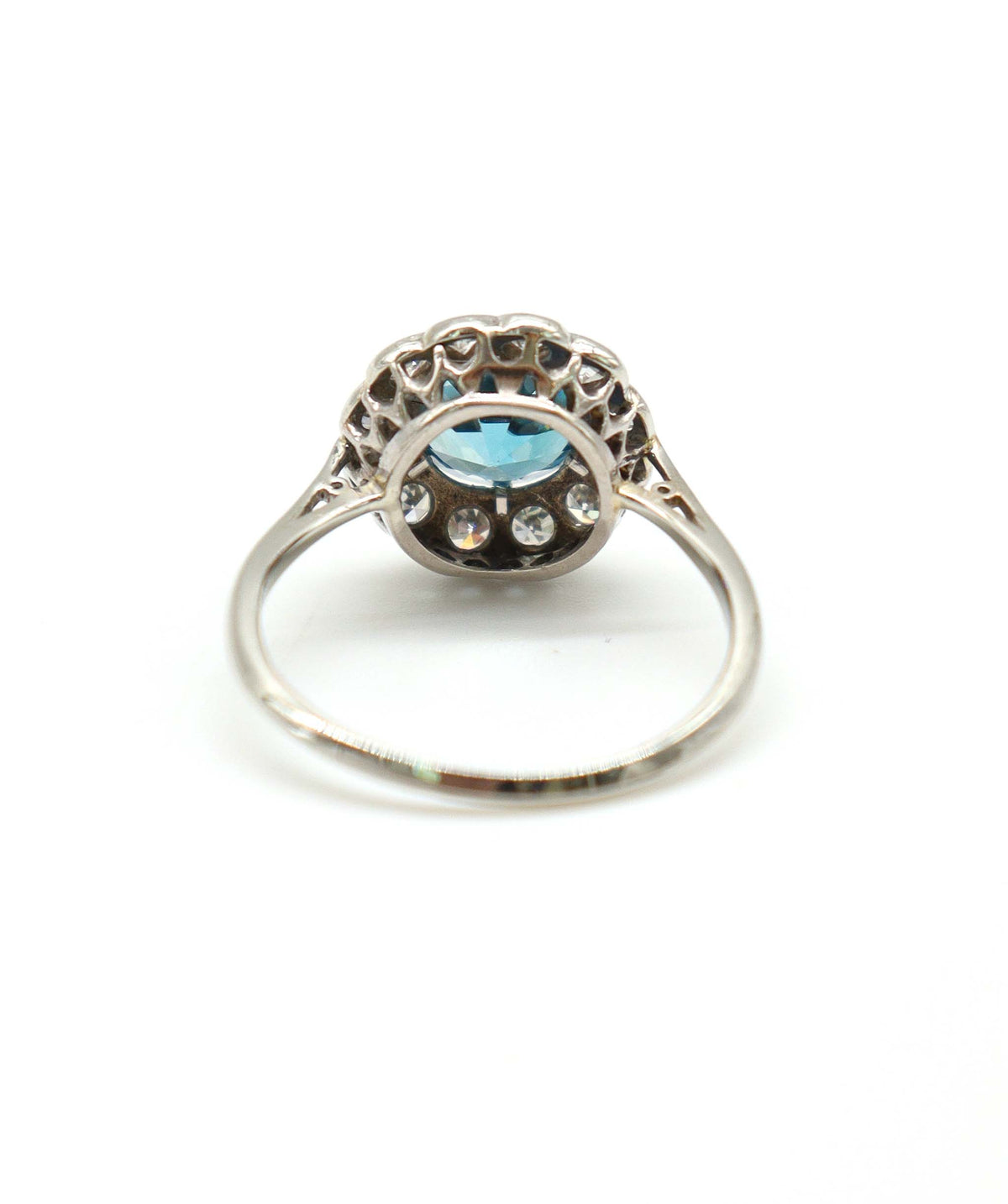A Zircon and Diamond Cluster Ring WA611641