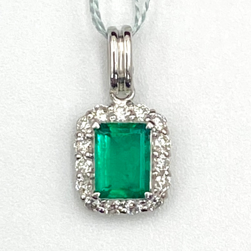 Pt900 Emerald Pen Top E0.70 D0.27 1.5g GRJ 50825