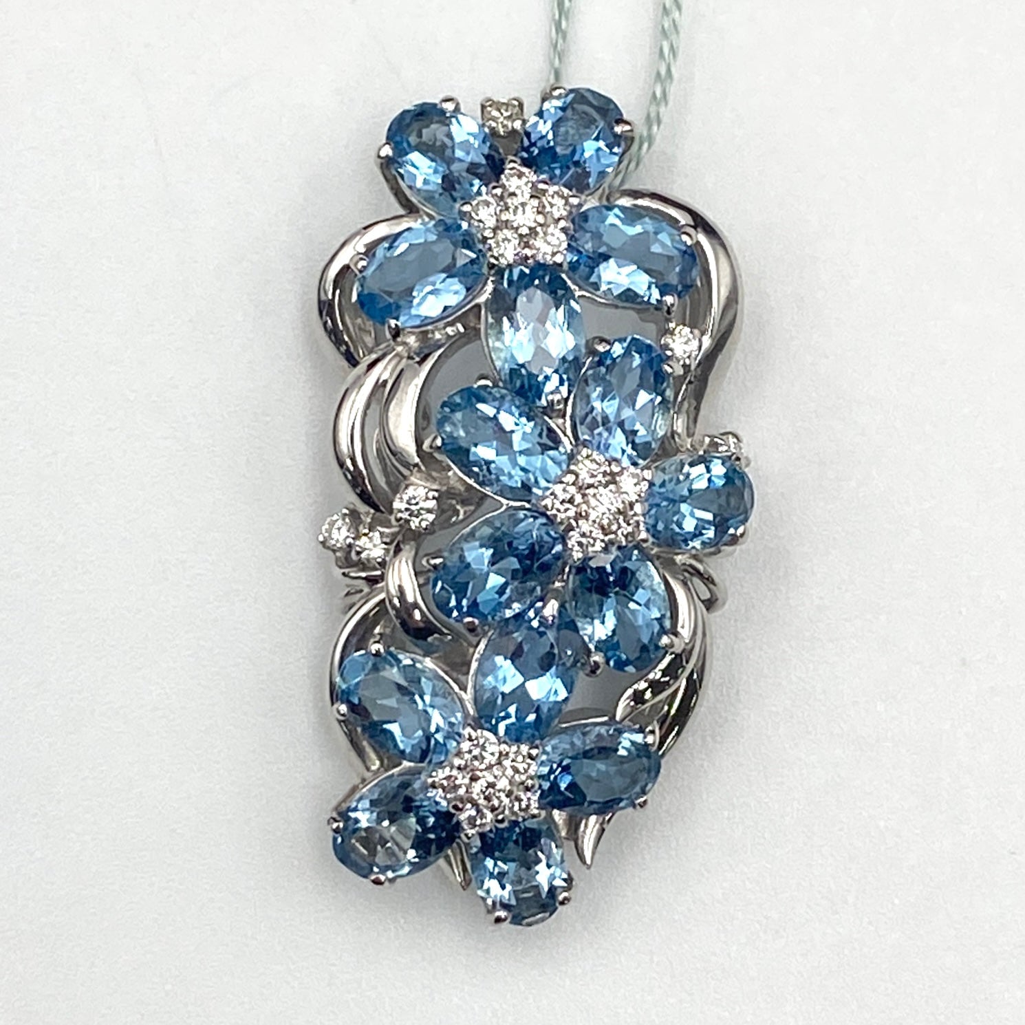 K18WG Aquamarine Pen Top AQ6.28 D0.40 10.4g 50511