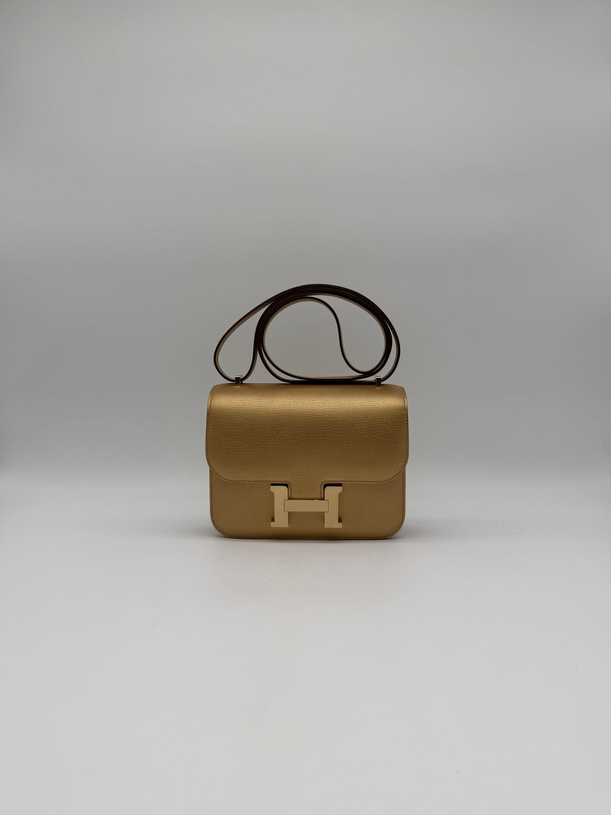 Hermès Constance 18 Dore Chevre Permabrass Hardware