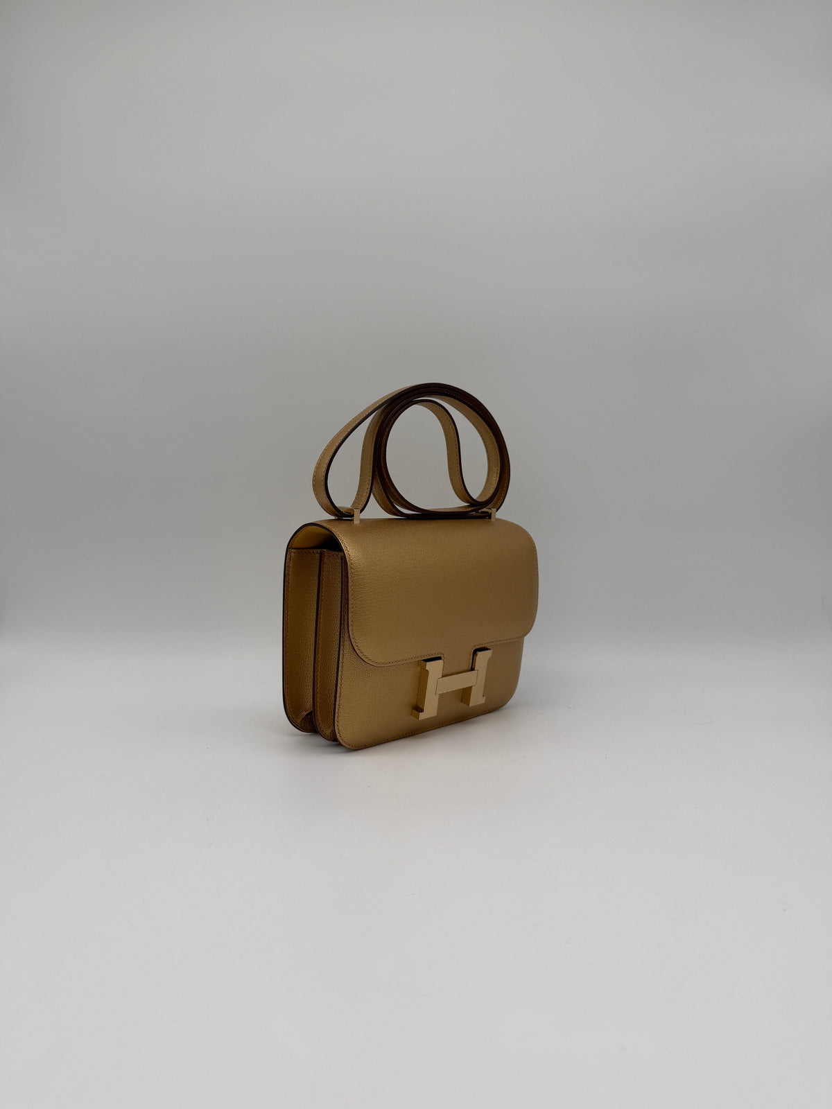 Hermès Constance 18 Dore Chevre Permabrass Hardware