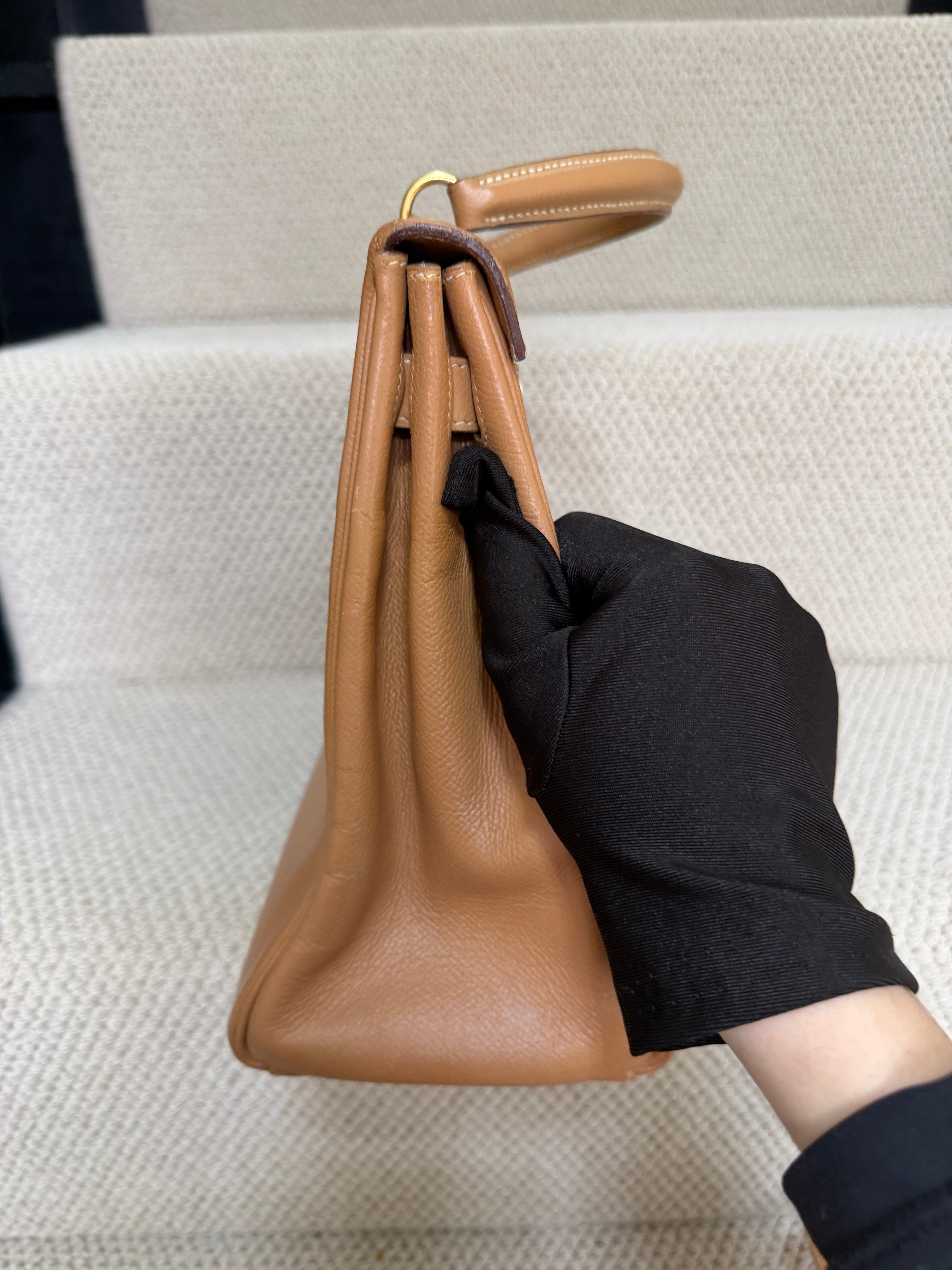 Hermès Kelly 32 – Caramel epsom Leather – Vintage – With Strap – Gold Hardware