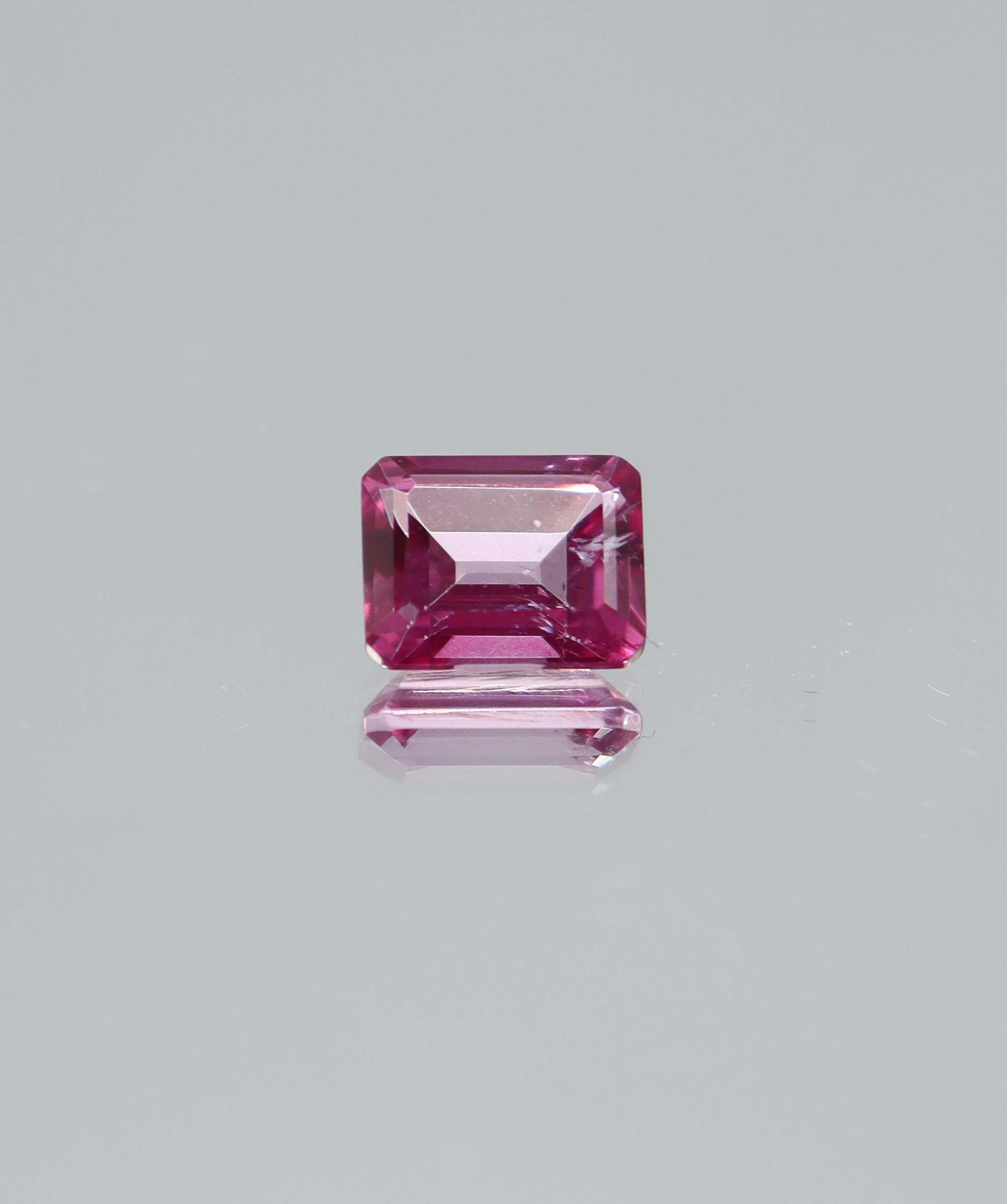 2.90ct Pink Topaz Emerald DXBCS5997